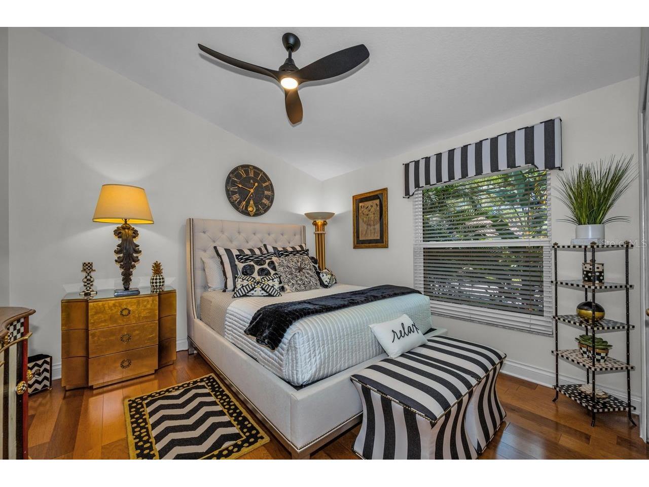 970 Southern Pine Court NE Saint Petersburg FL 33703 TB8502643 image17
