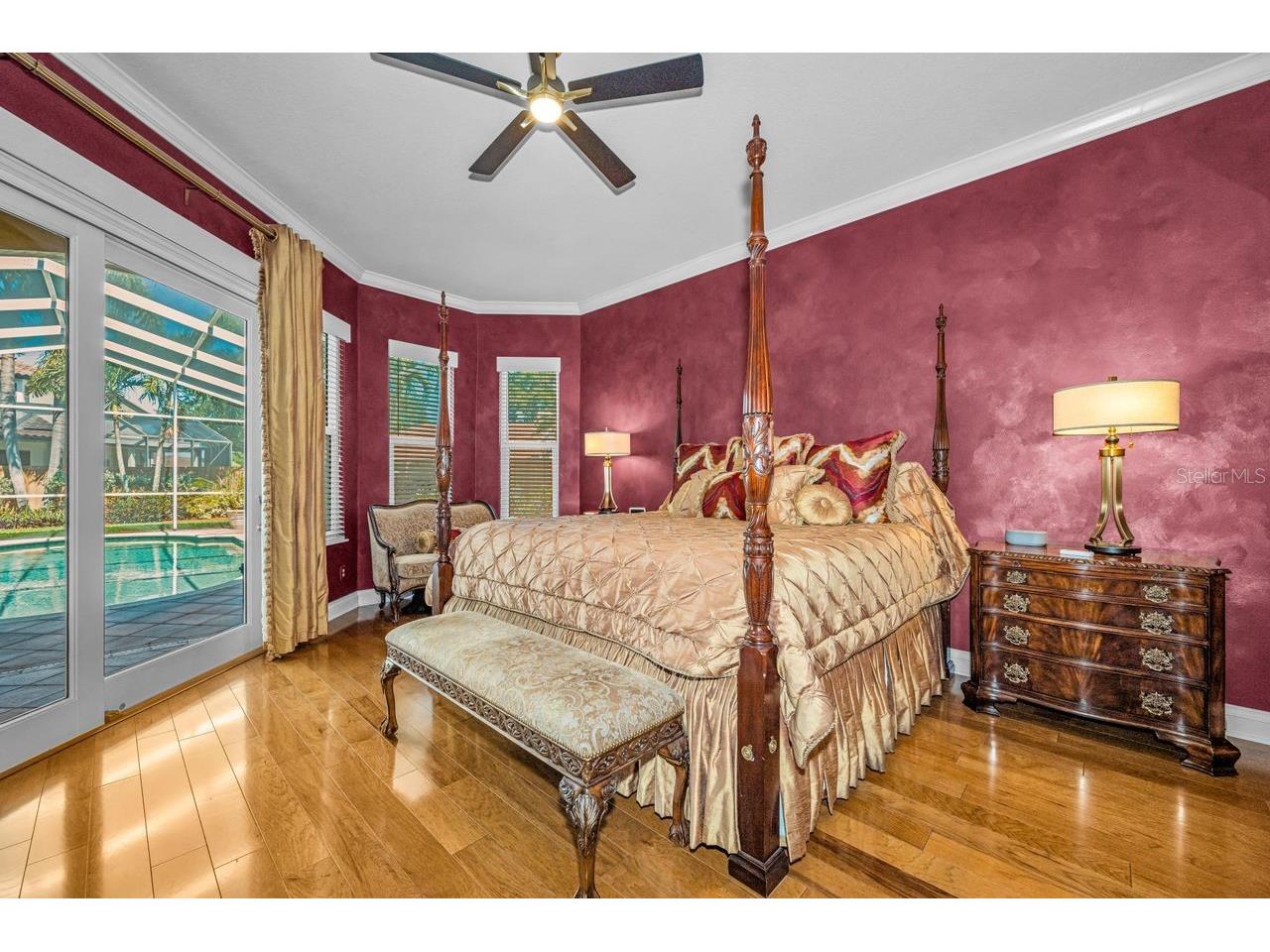970 Southern Pine Court NE Saint Petersburg FL 33703 TB8502643 image22