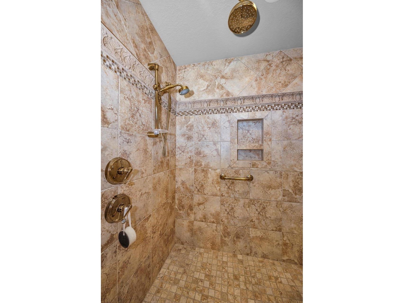 970 Southern Pine Court NE Saint Petersburg FL 33703 TB8502643 image27
