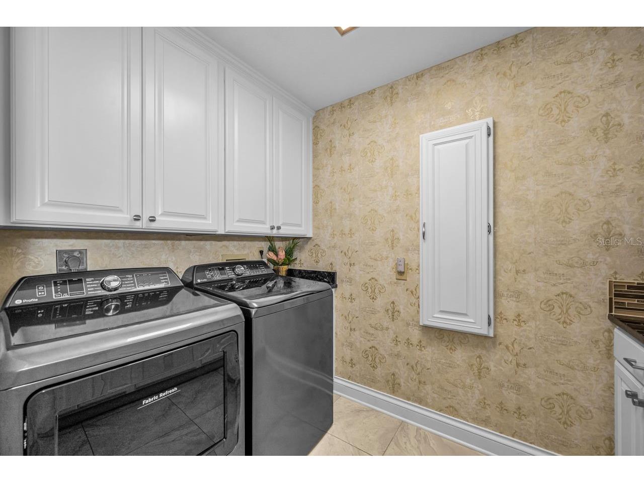 970 Southern Pine Court NE Saint Petersburg FL 33703 TB8502643 image28