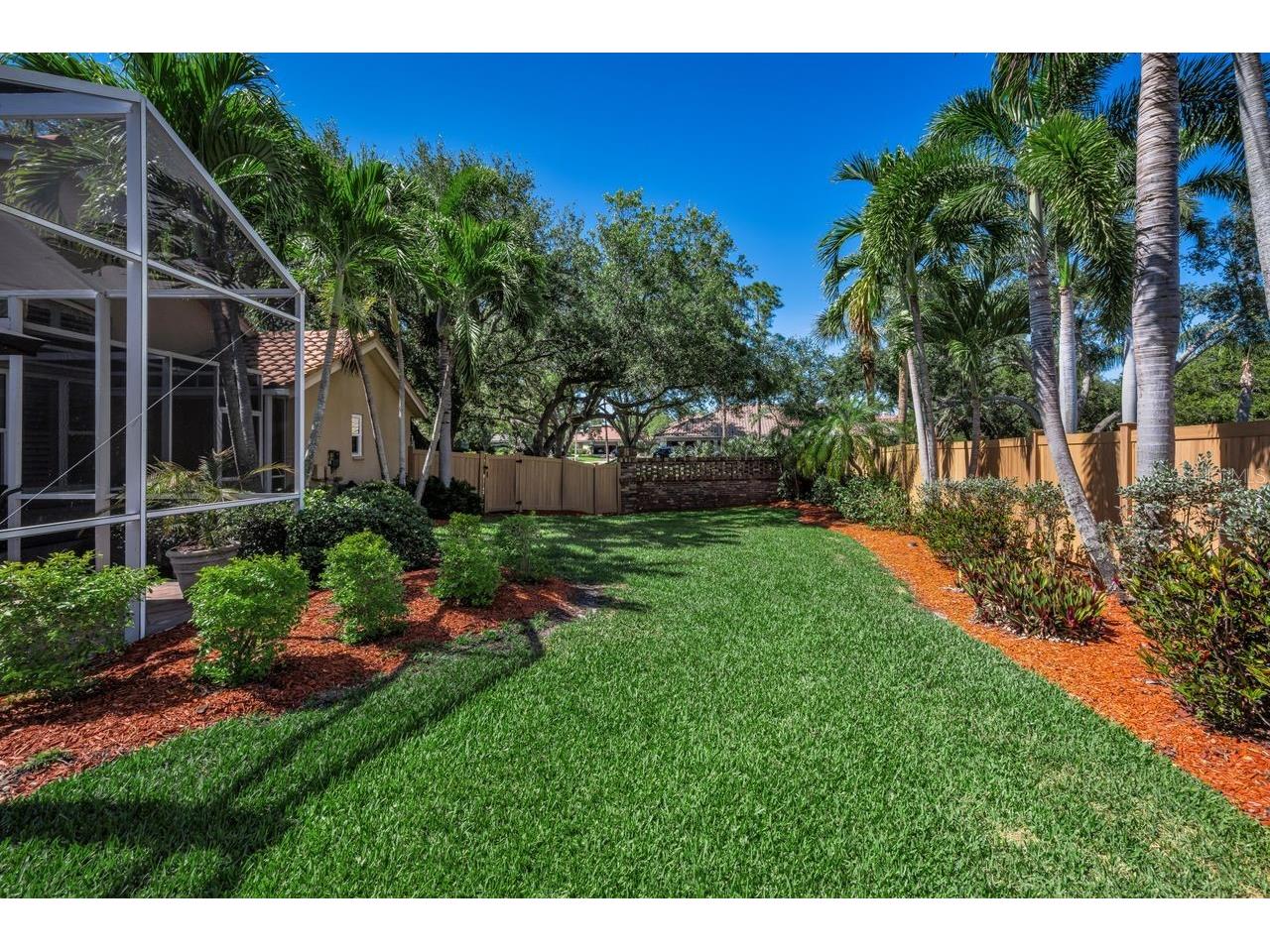 970 Southern Pine Court NE Saint Petersburg FL 33703 TB8502643 image46