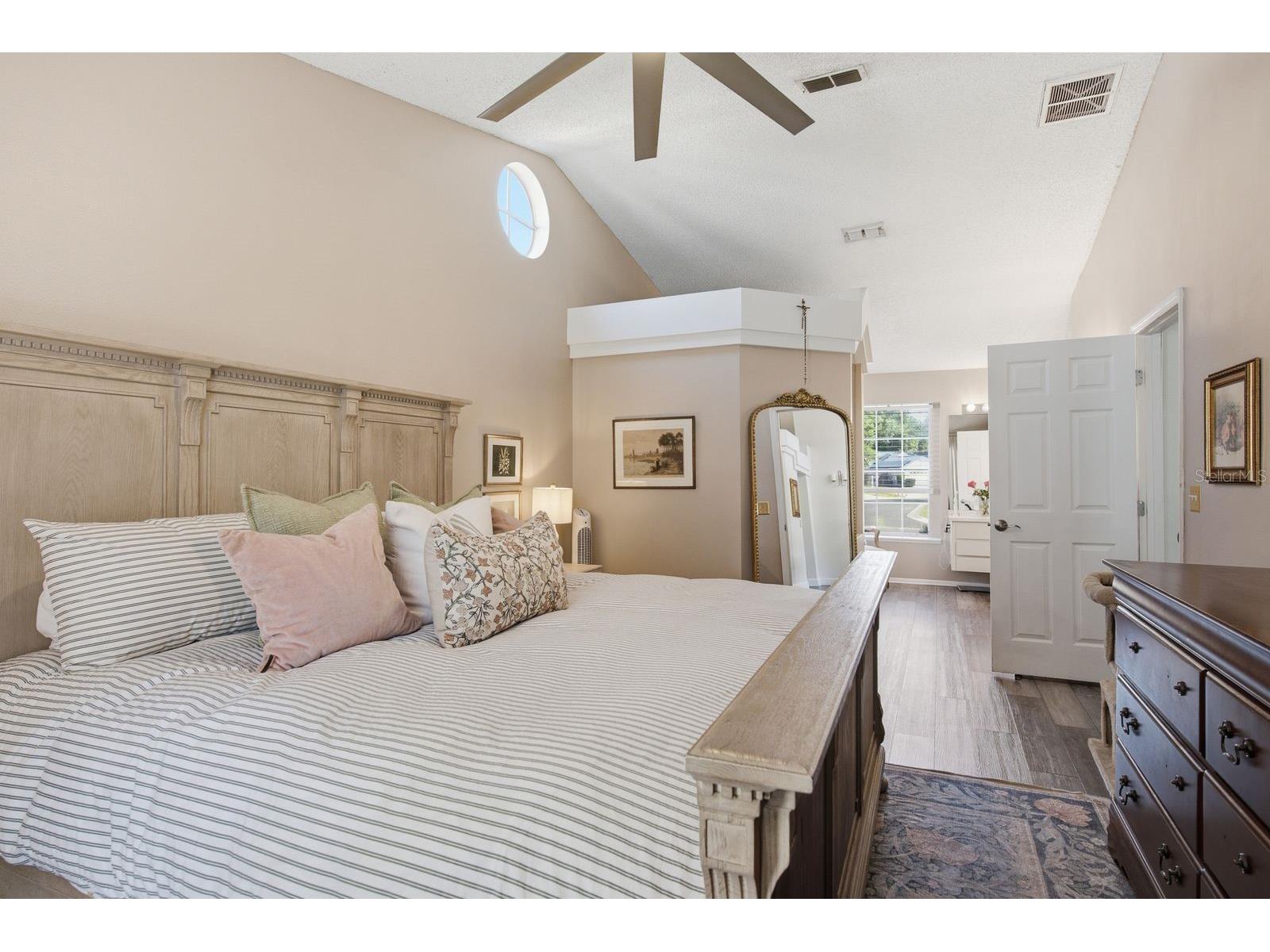 970 Valley View Circle Palm Harbor FL 34684 TB8520237 image22