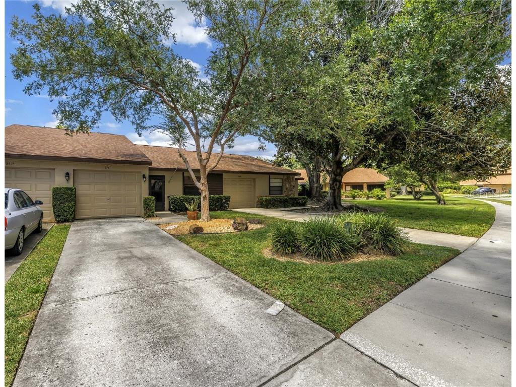 9701 Lake Seminole Drive E Largo FL 33773 TB8414224 image1