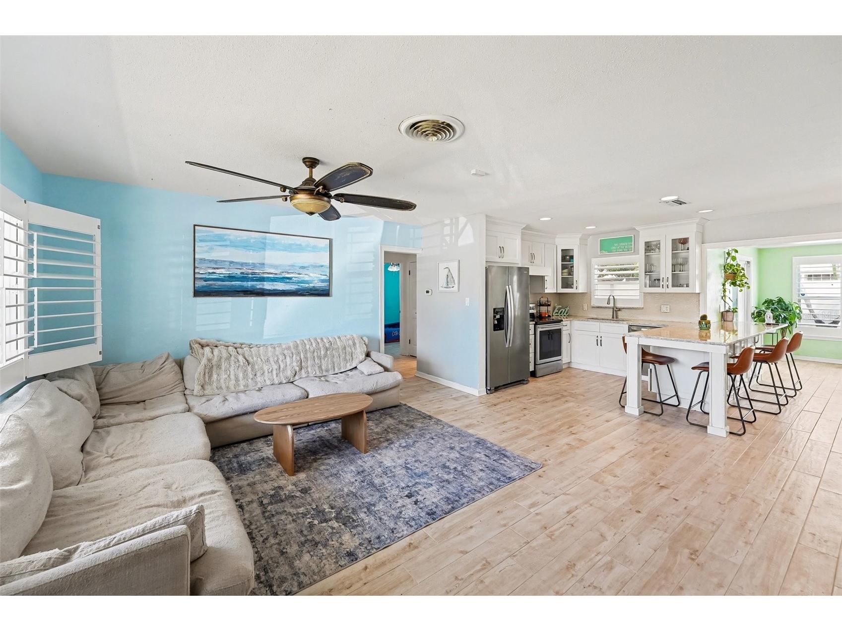 9703 48th Avenue N Saint Petersburg FL 33708 TB8500240 image6