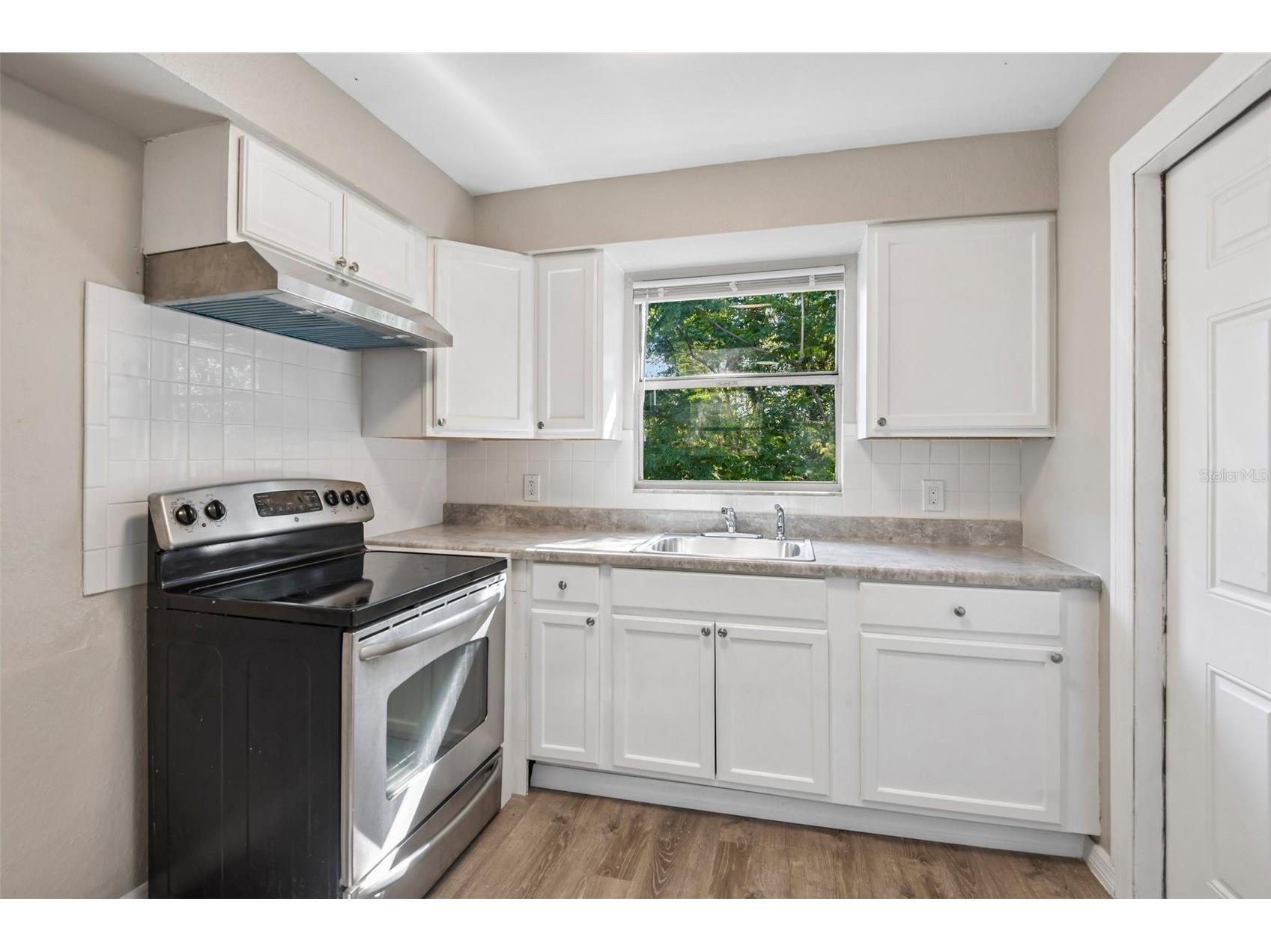 9703 N 14th Street Tampa FL 33612 TB8508791 image5