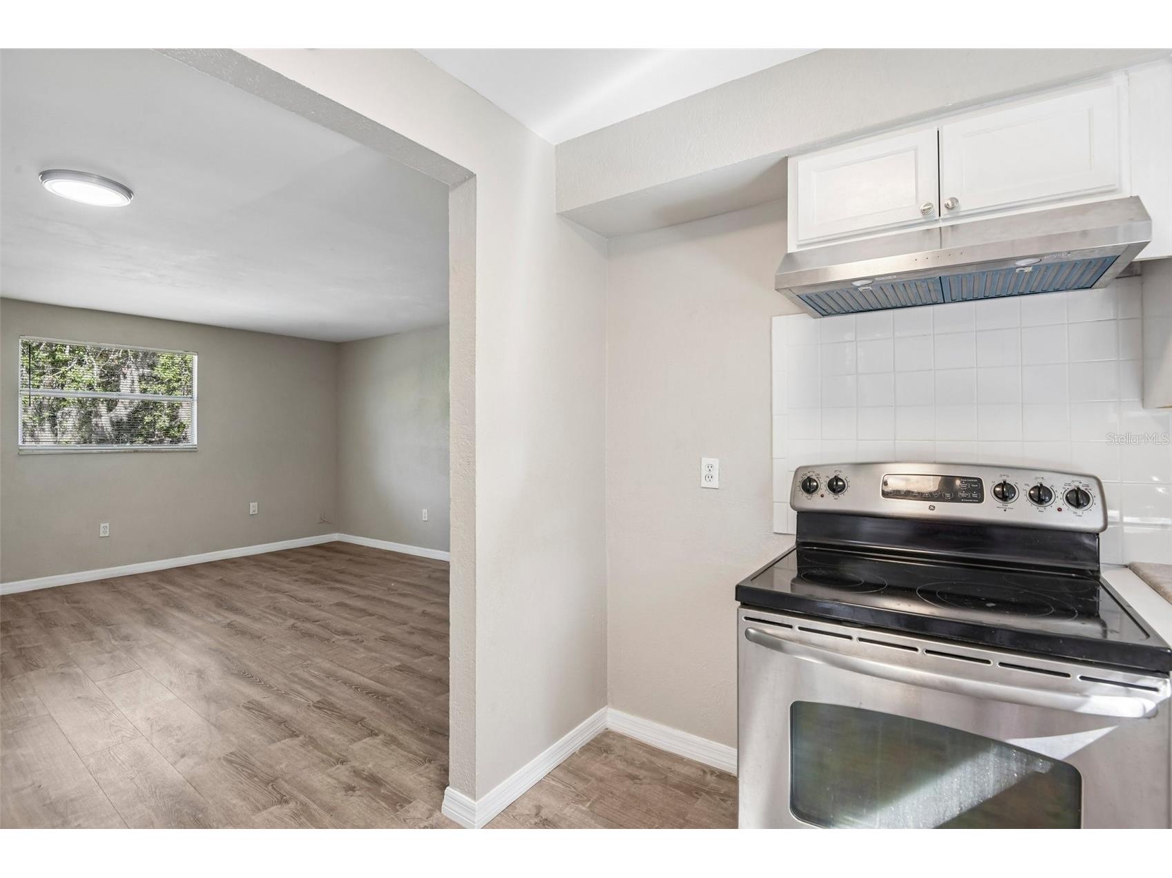 9703 N 14th Street Tampa FL 33612 TB8508791 image6