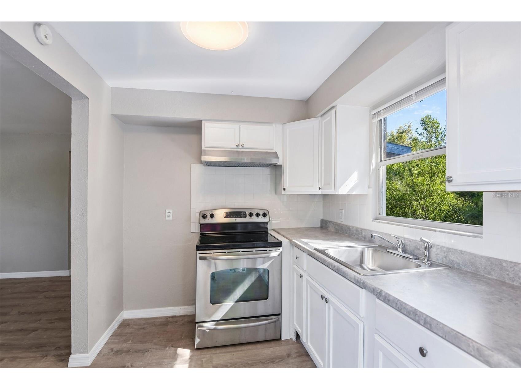 9703 N 14th Street Tampa FL 33612 TB8508791 image7