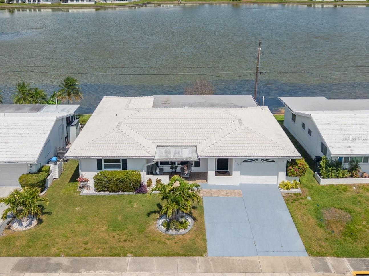 9705 Mainlands Boulevard W Pinellas Park FL 33782 TB8458316 image1