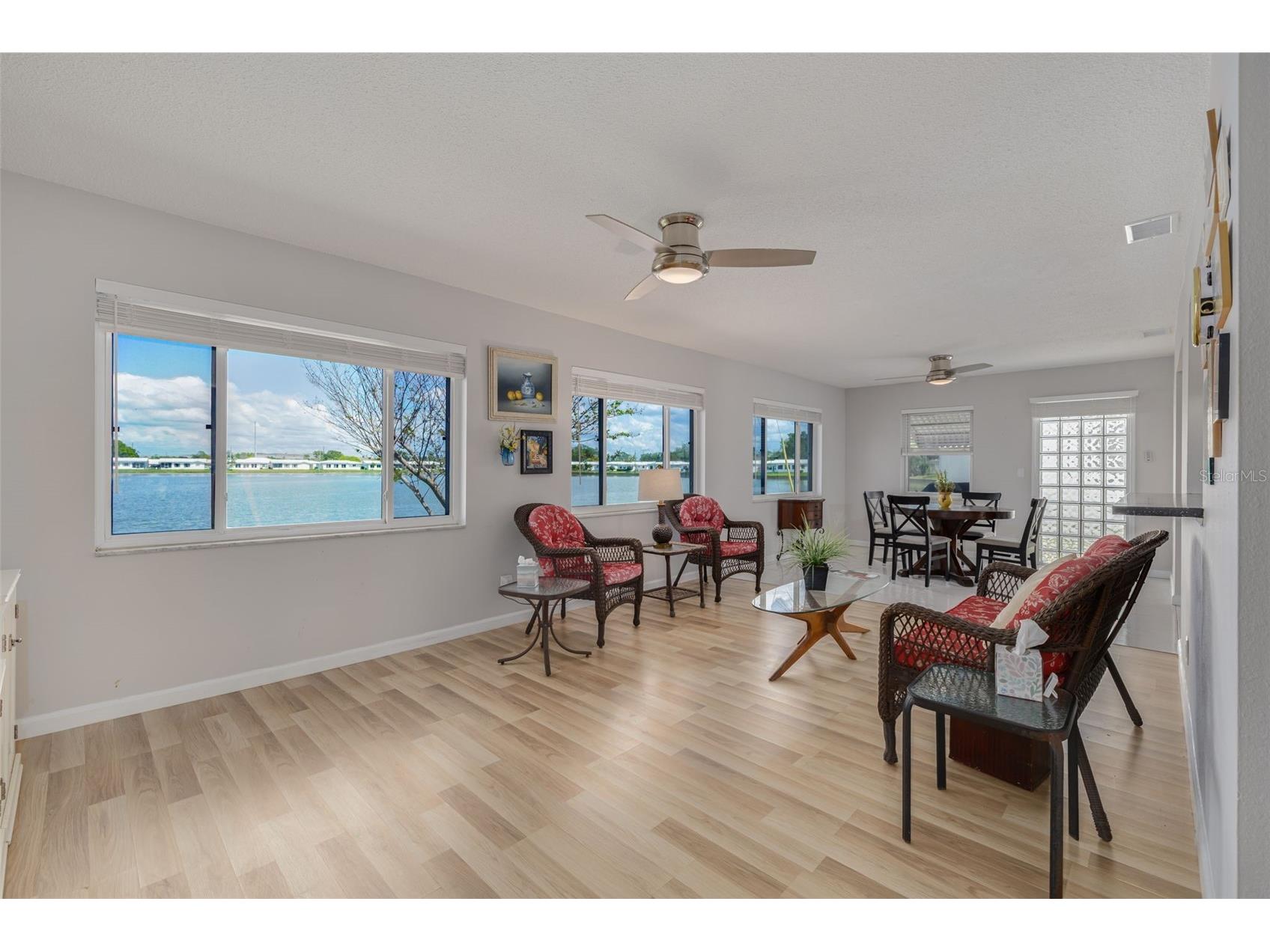 9705 Mainlands Boulevard W Pinellas Park FL 33782 TB8458316 image11