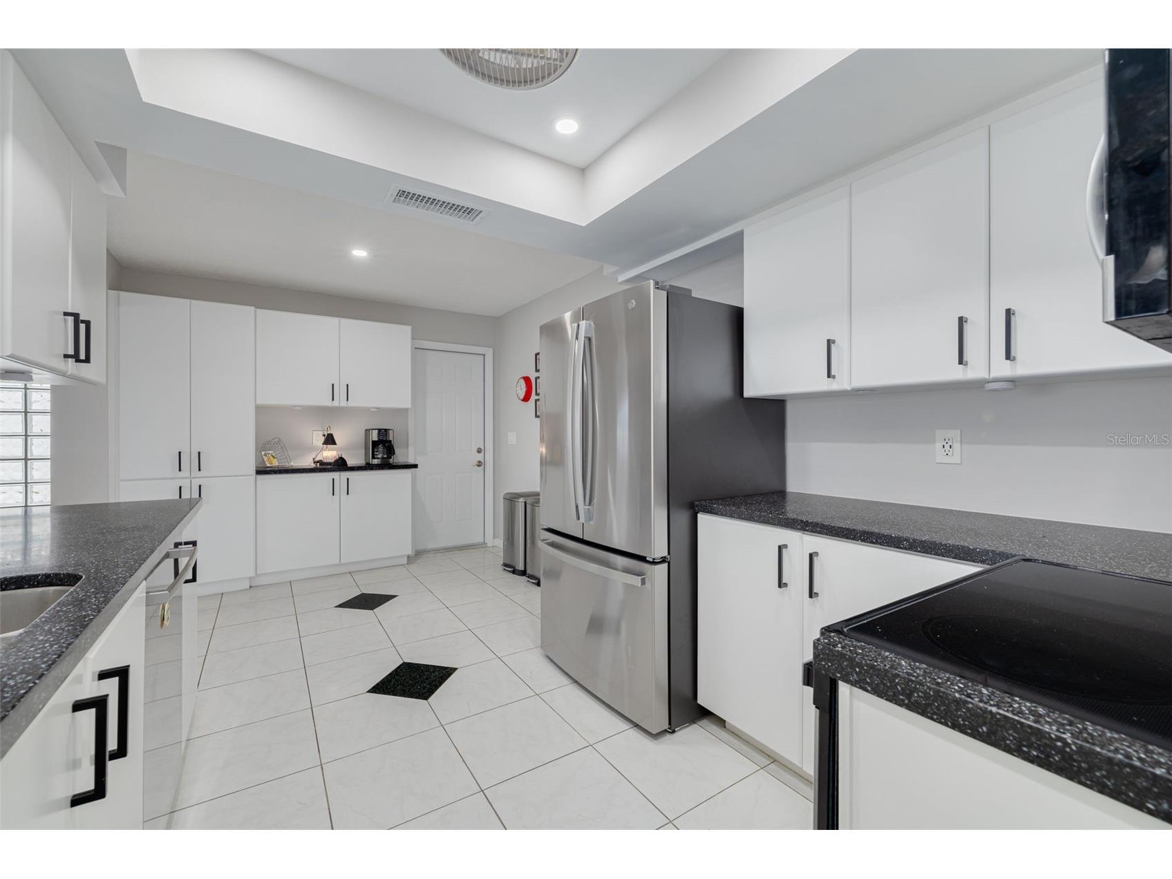 9705 Mainlands Boulevard W Pinellas Park FL 33782 TB8458316 image22