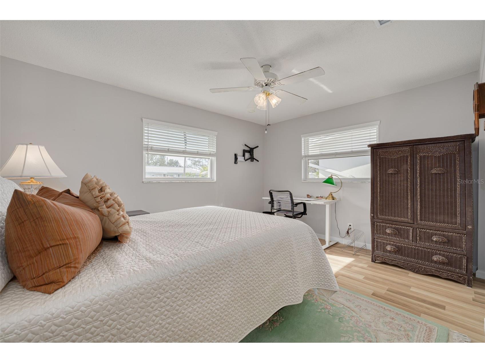 9705 Mainlands Boulevard W Pinellas Park FL 33782 TB8458316 image30