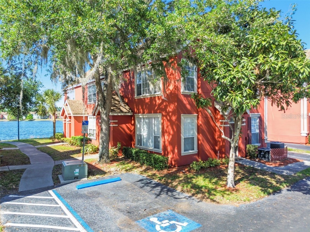 9706 Lake Chase Island Way #9706 Tampa FL 33626 U8222153 image1