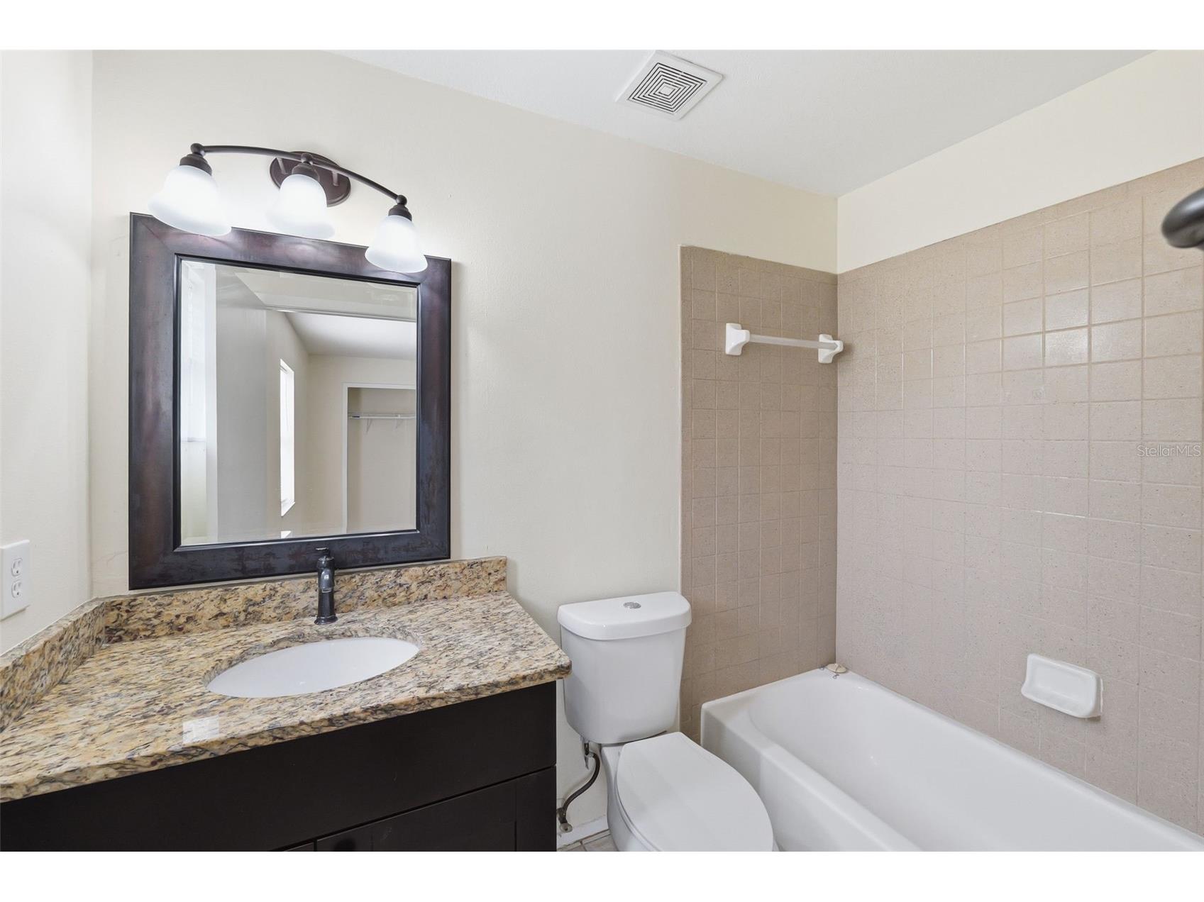 9707 N Mary Avenue Tampa FL 33612 TB8506638 image16