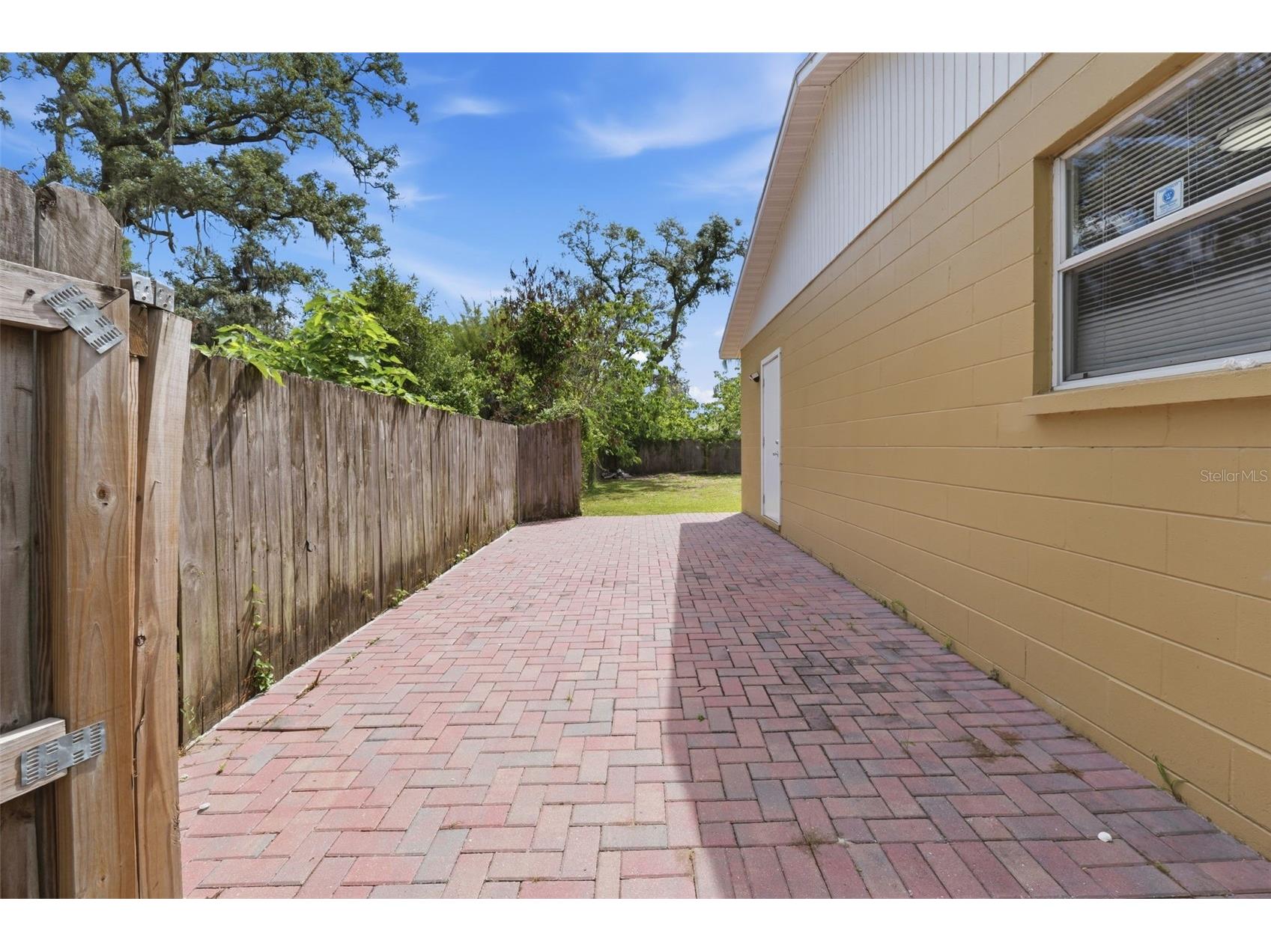 9707 N Mary Avenue Tampa FL 33612 TB8506638 image25