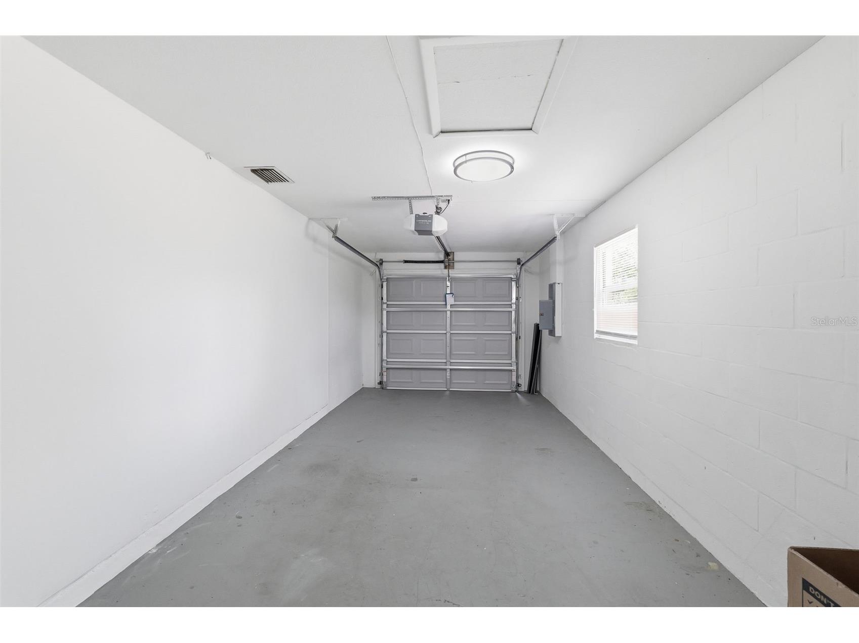 9707 N Mary Avenue Tampa FL 33612 TB8506638 image26