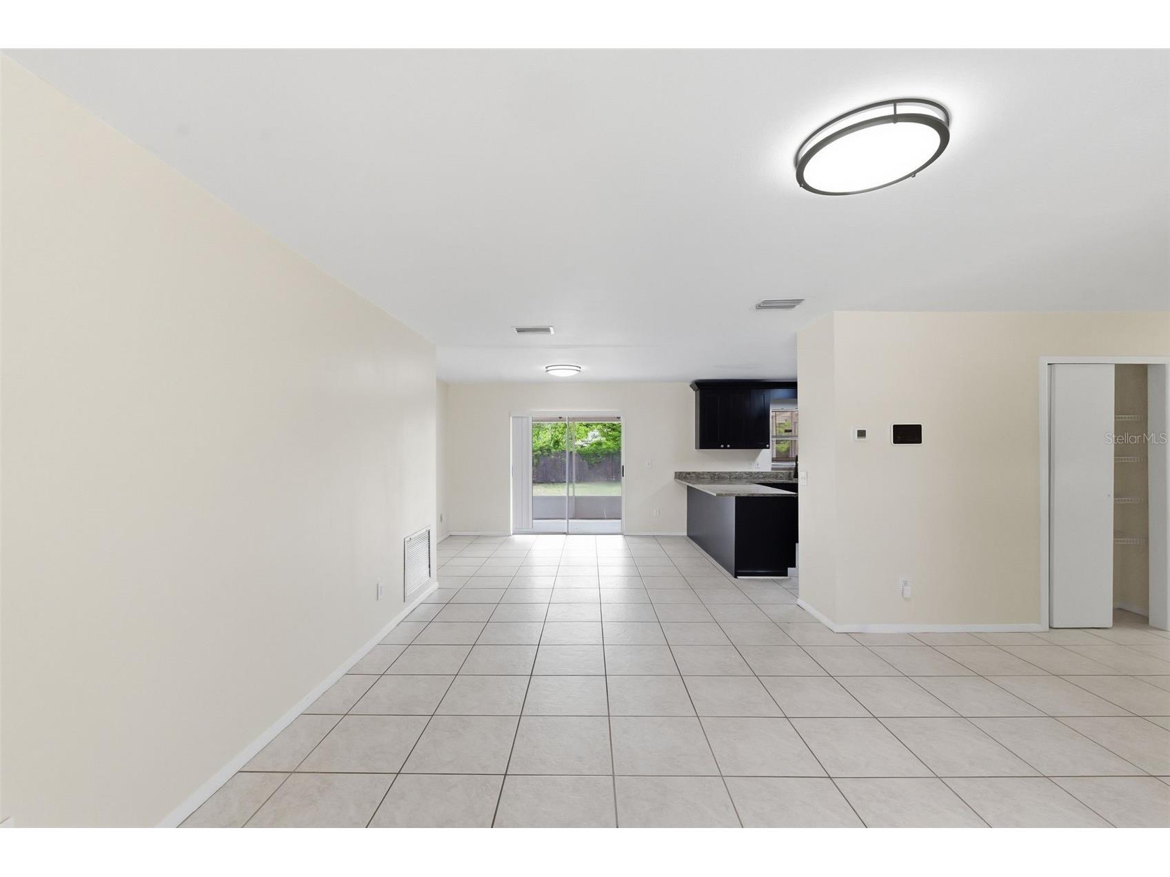 9707 N Mary Avenue Tampa FL 33612 TB8506638 image7