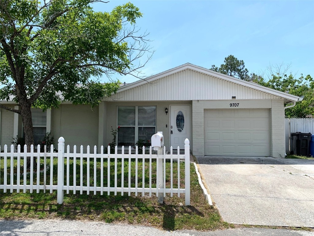 9707 Rushwood Court Tampa FL 33615 T3528995 image1