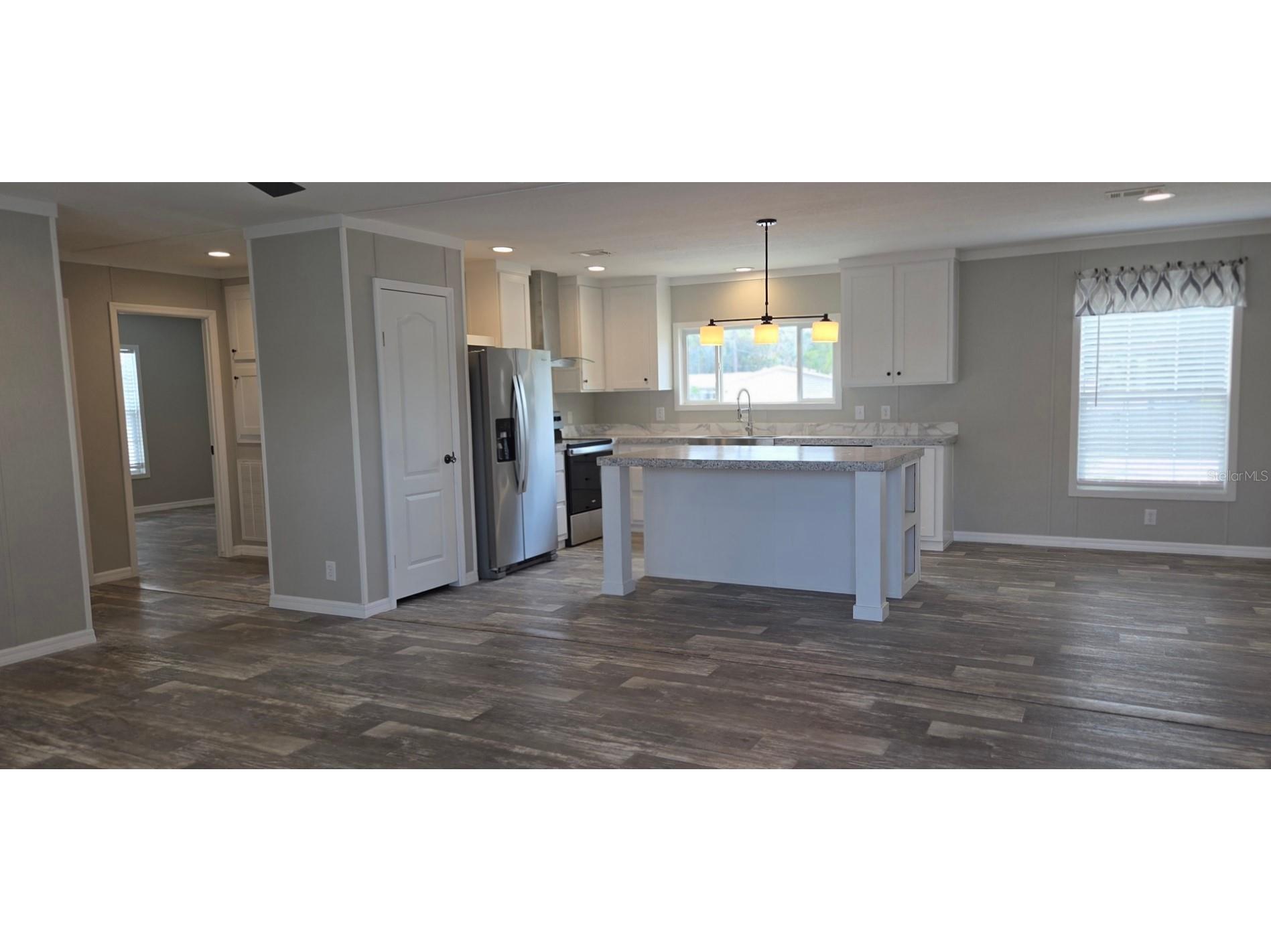 9708 Andy Drive Hudson FL 34669 W7885829 image4