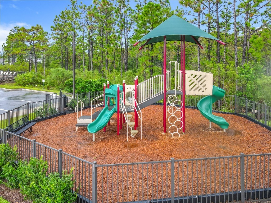 9708 Brown Burrow Street Orlando FL 32829 O6351575 image8