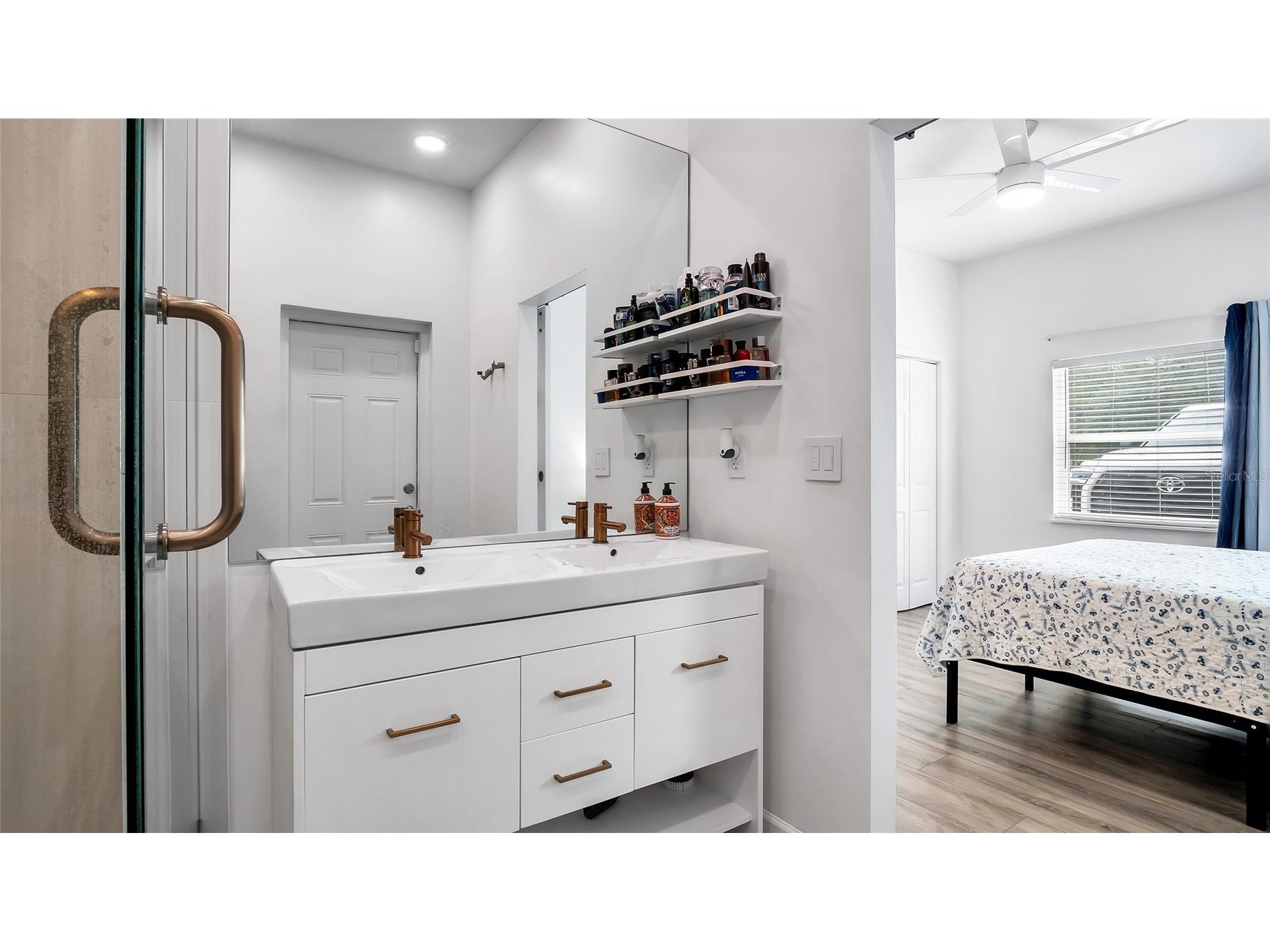 9708 Forest Hills Drive Tampa FL 33612 TB8515071 image43
