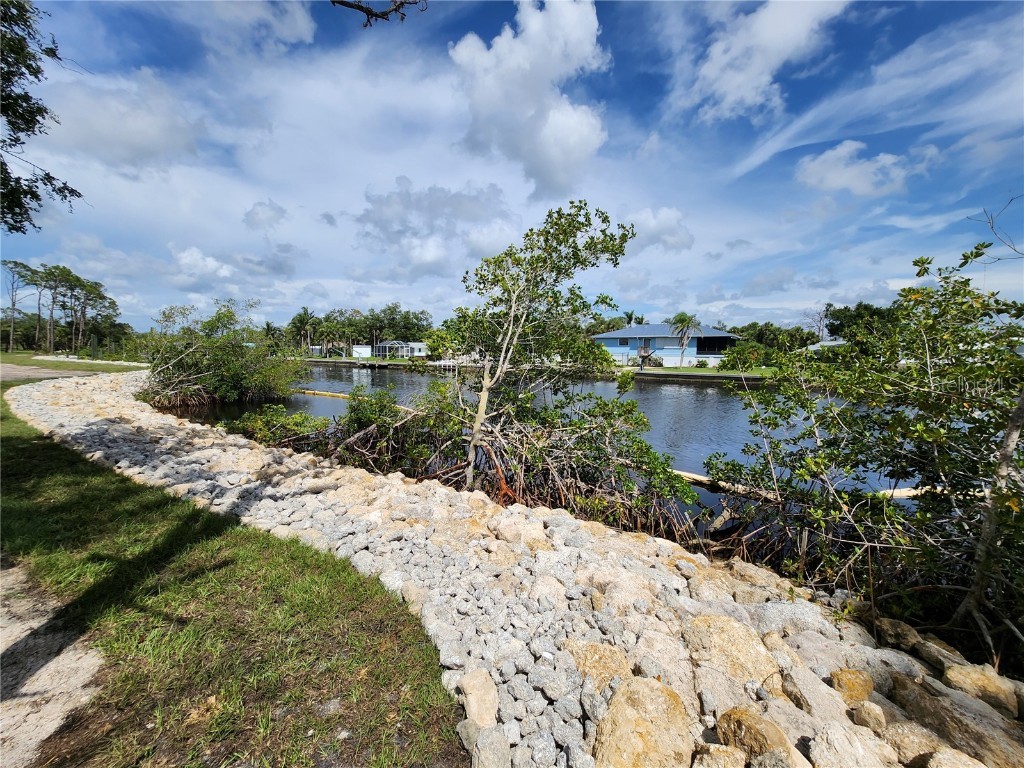 971 Lampp Drive Englewood FL 34223 D6140063 image3