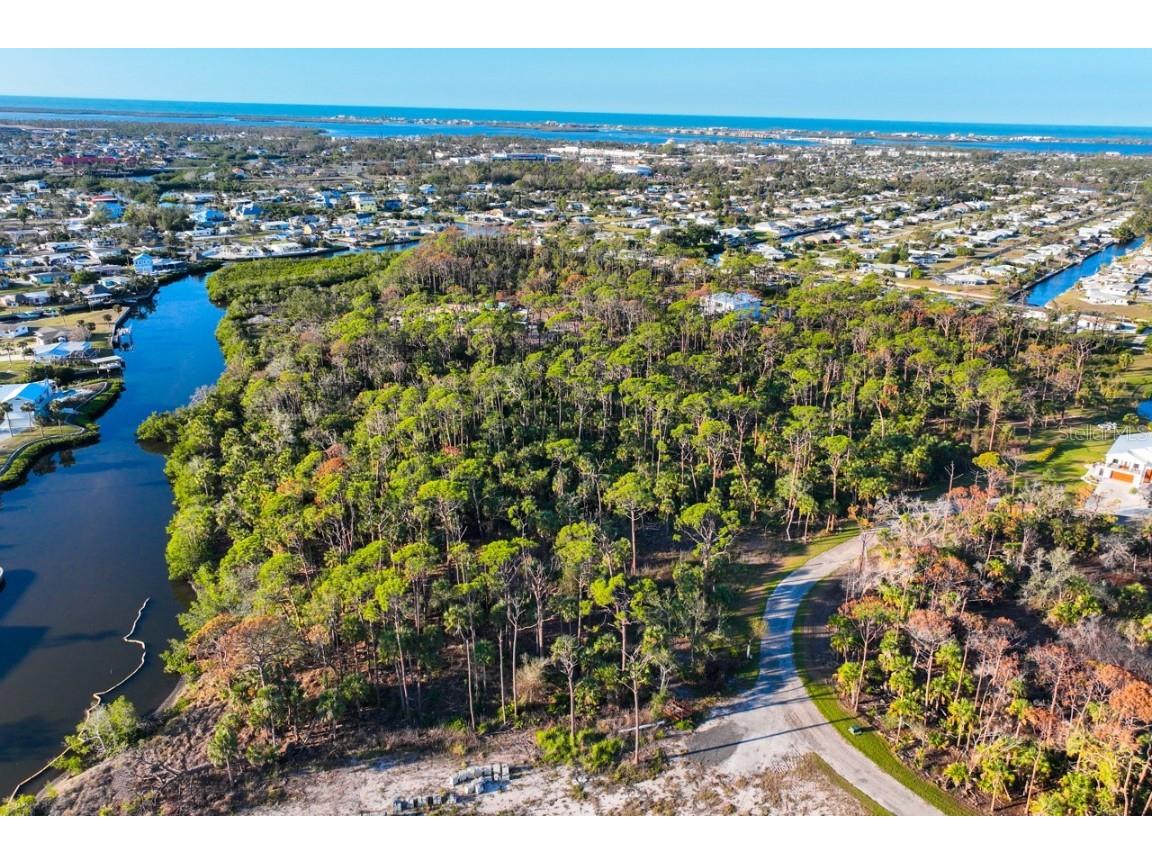 971 Lampp Drive Englewood FL 34223 D6140063 image5