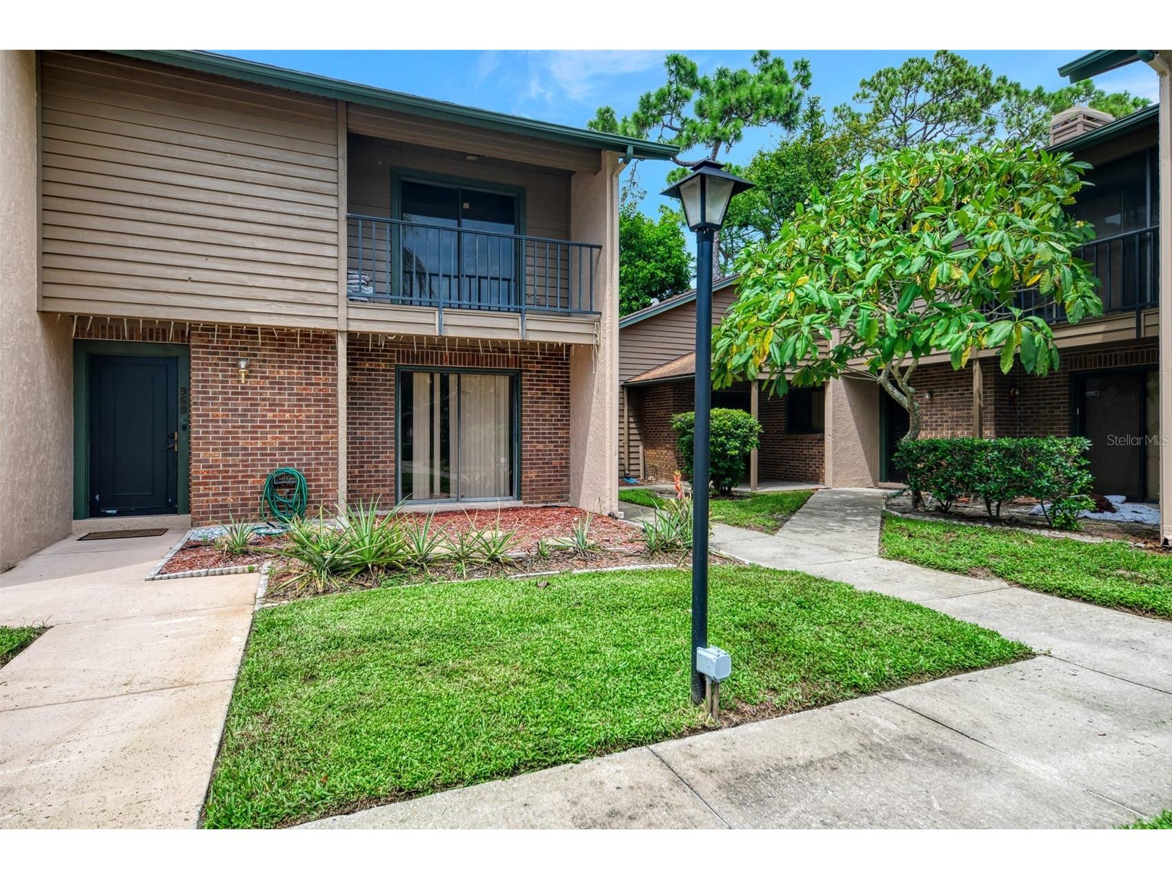 971 Sunridge Drive #110 Sarasota FL 34234 A4655477 image1