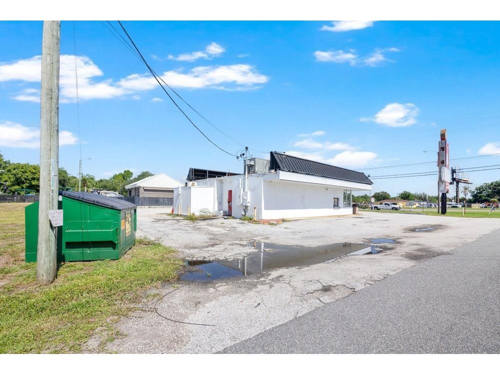 9710 E Colonial Drive Orlando FL 32817 O6423891 image16