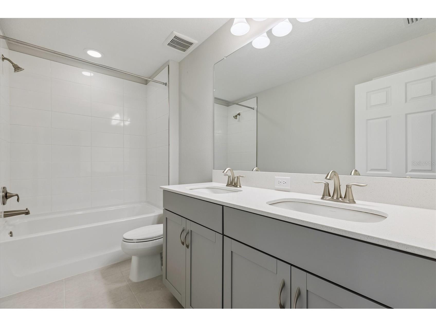 9711 Surrey Rose Drive San Antonio FL 33576 TB8435280 image22