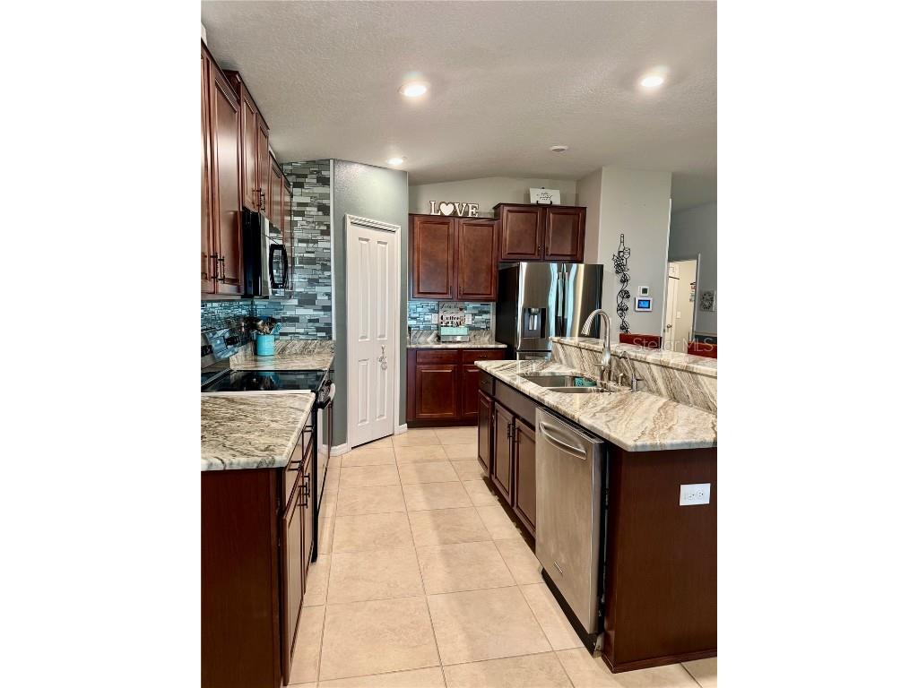 9712 Sage Creek Drive Ruskin FL 33573 TB8426236 image9