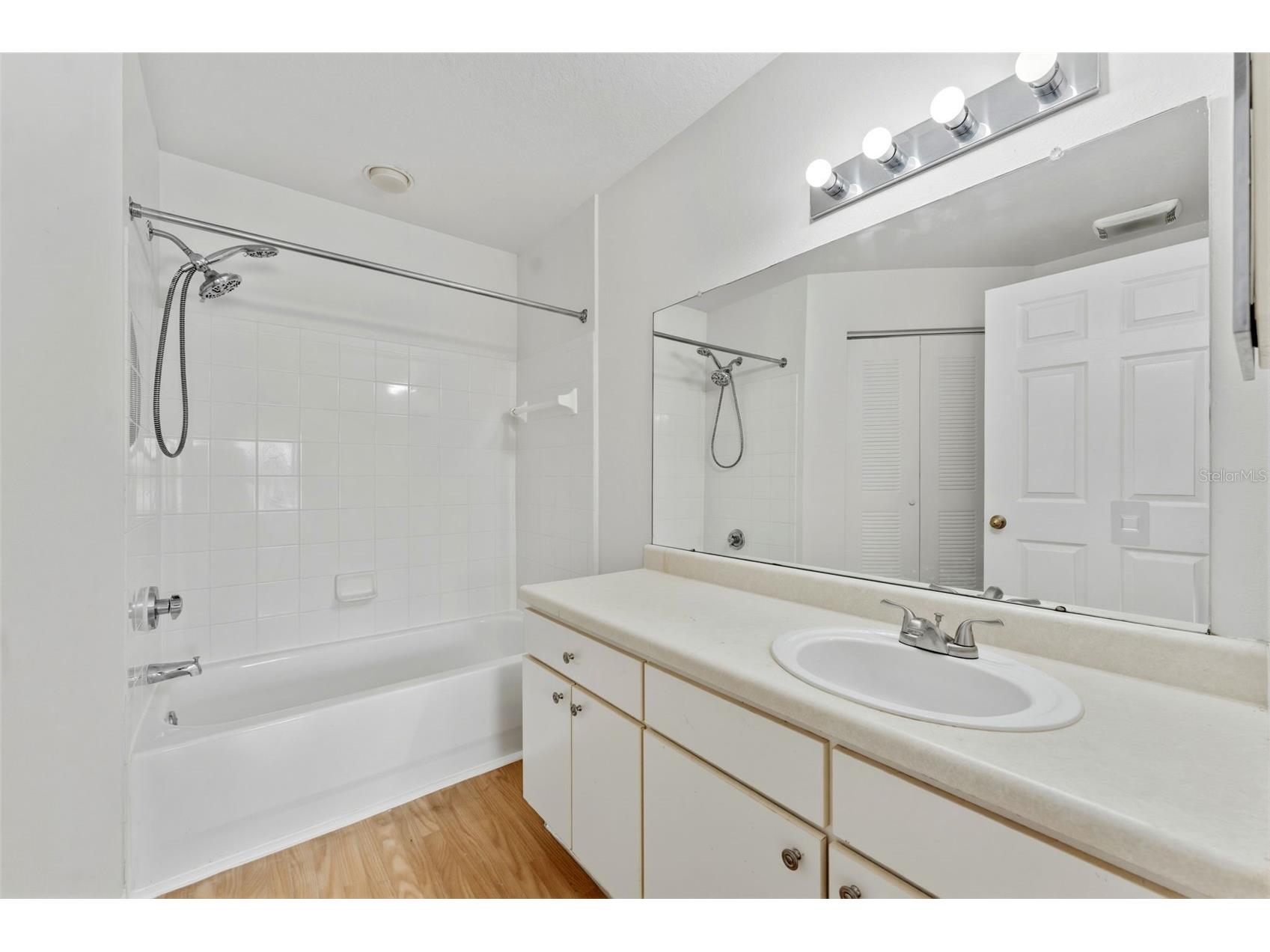 9714 Lake Chase Island Way Tampa FL 33626 TB8513981 image27