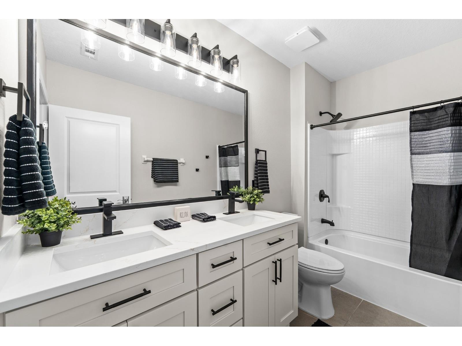 9714 Oak Ranch Crescent Court Thonotosassa FL 33592 TB8491978 image23