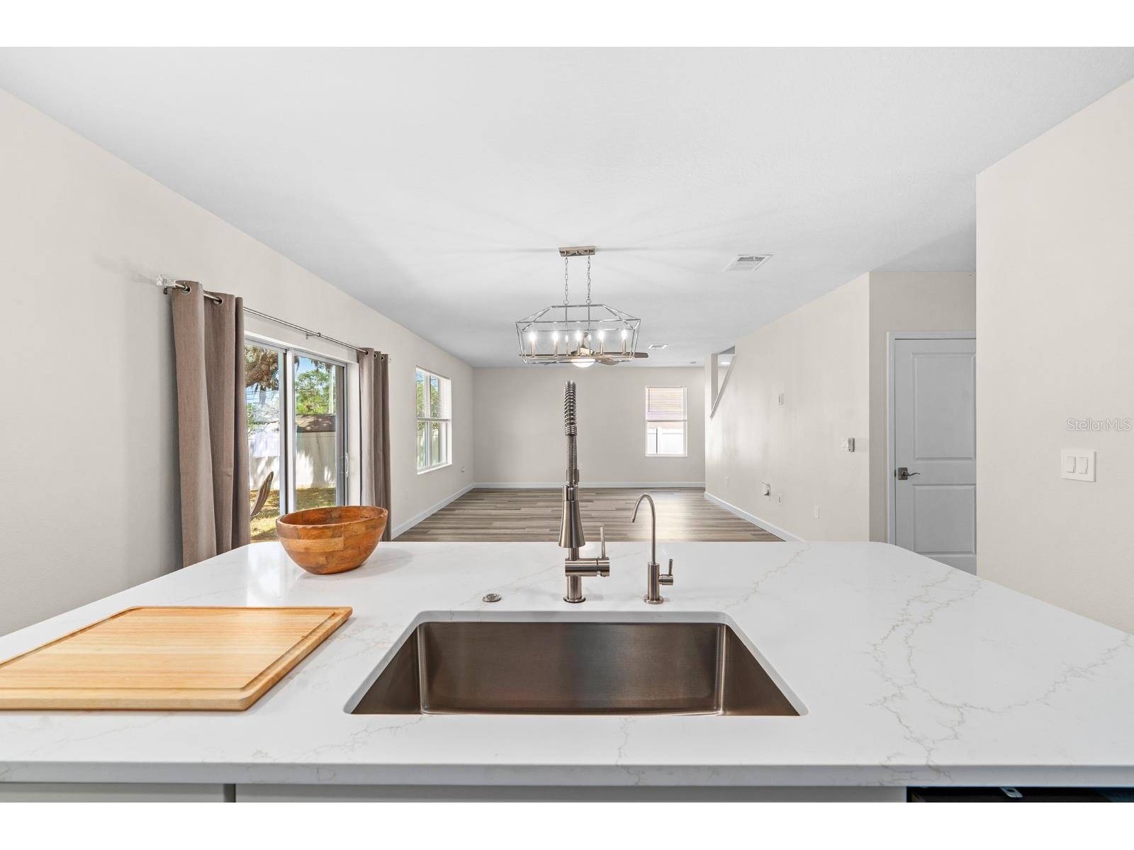 9714 Oak Ranch Crescent Court Thonotosassa FL 33592 TB8491978 image9