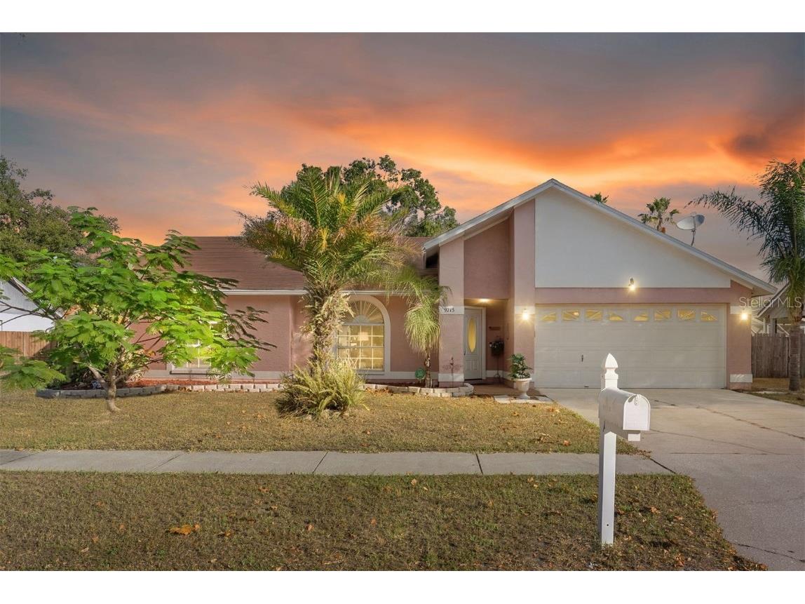 9715 Glenpointe Drive Riverview FL 33569 TB8441852 image1