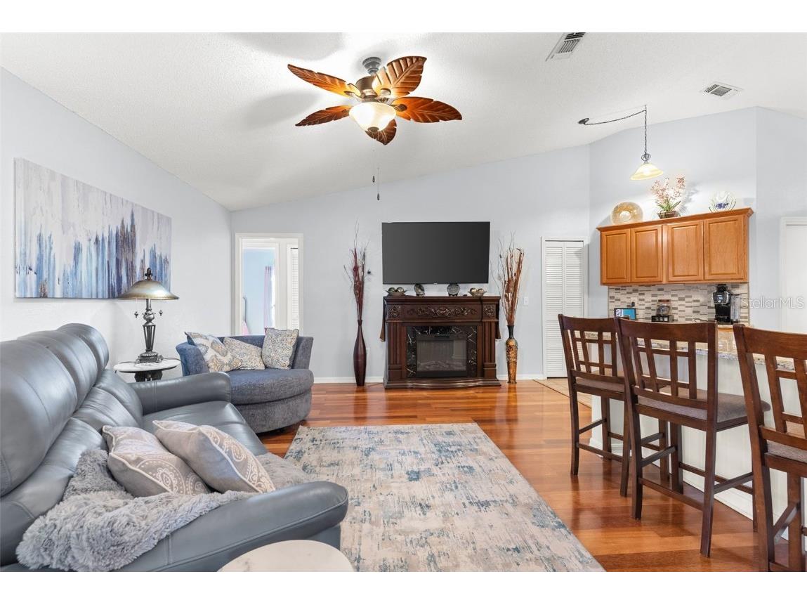 9715 Glenpointe Drive Riverview FL 33569 TB8441852 image6