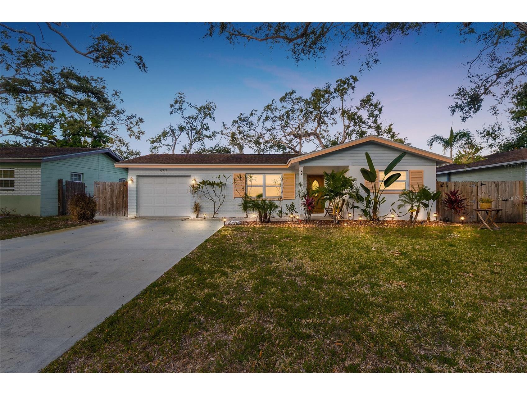 9717 54th Avenue N Saint Petersburg FL 33708 TB8460656 image1