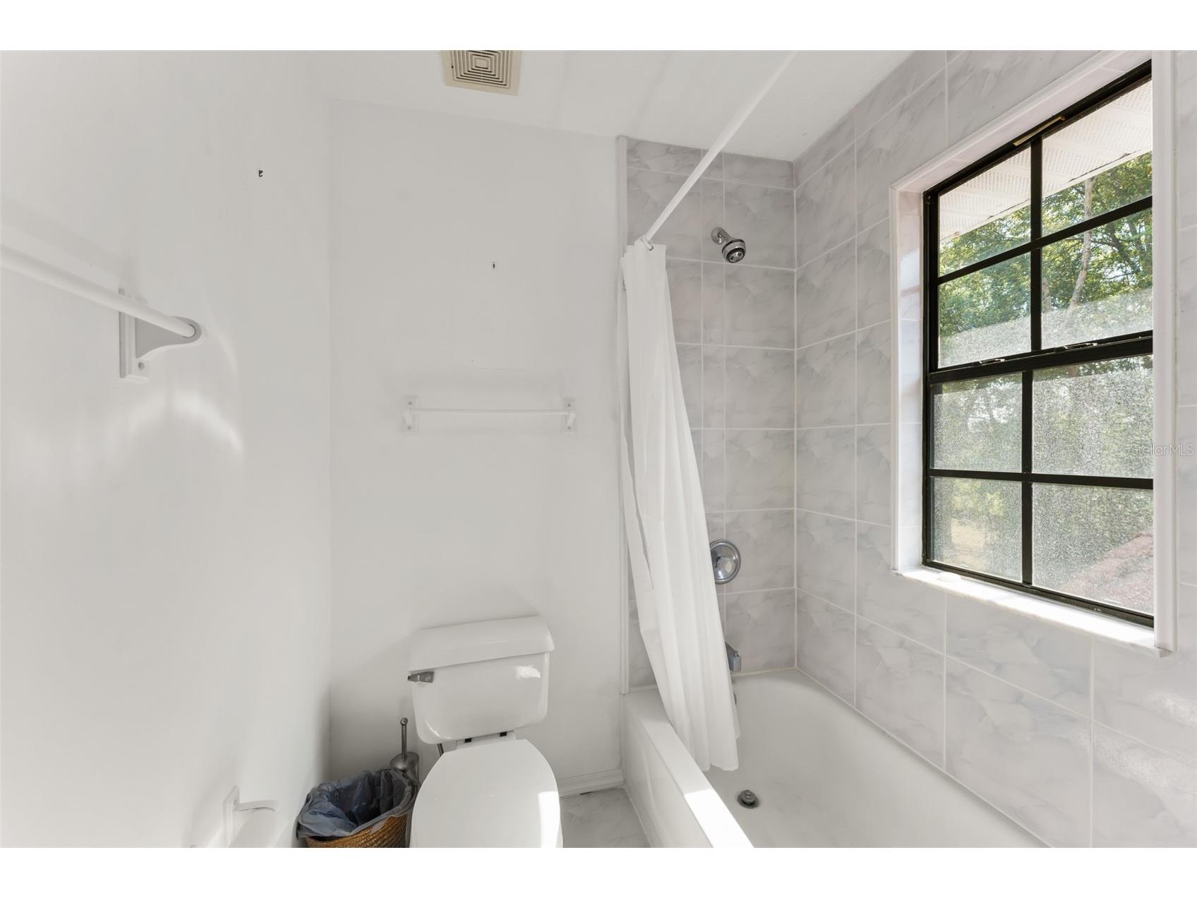 9717 Lake Douglas Place Orlando FL 32817 O6391068 image32
