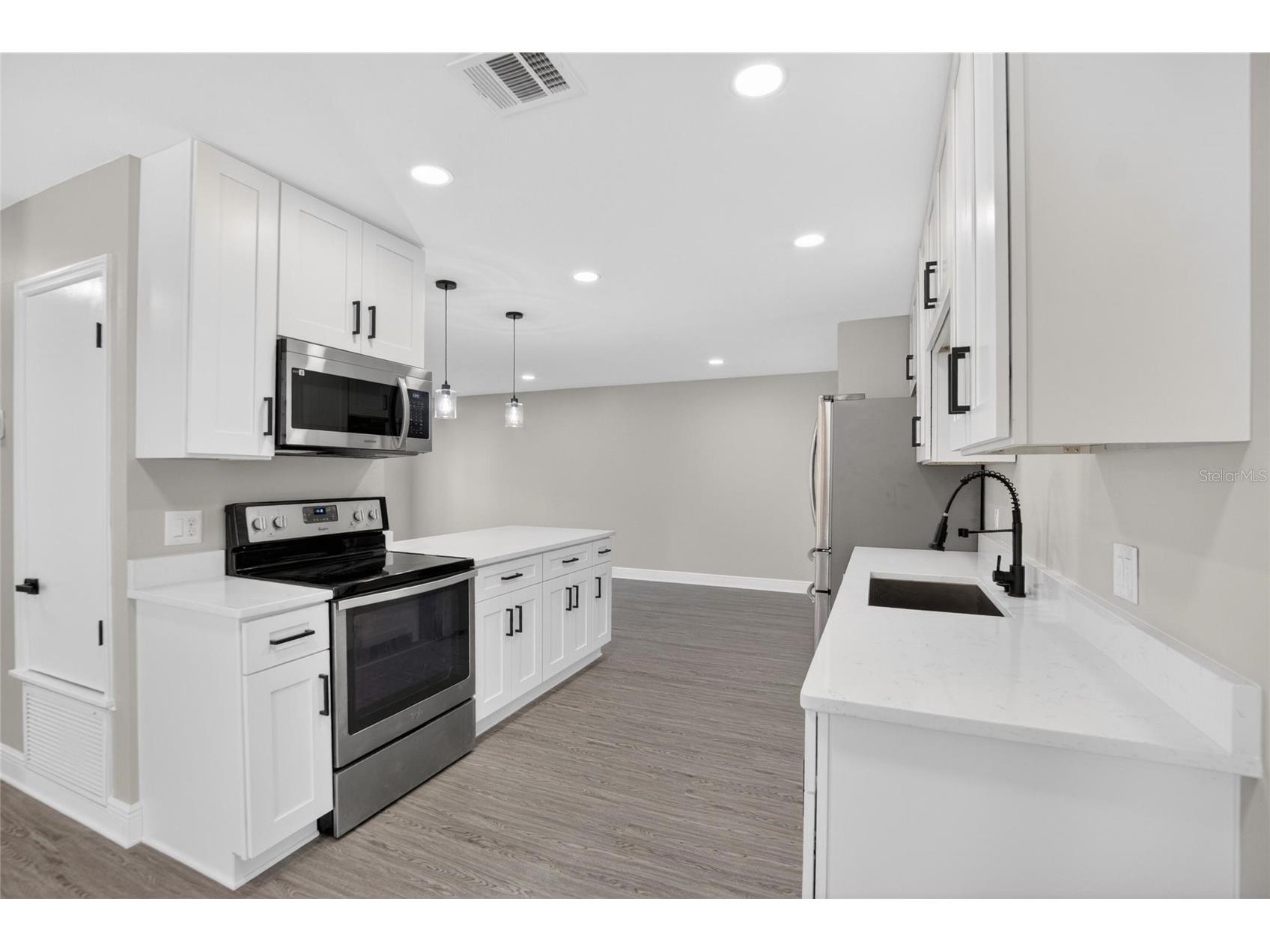9718 Fox Hollow Road Tampa FL 33647 TB8516748 image40