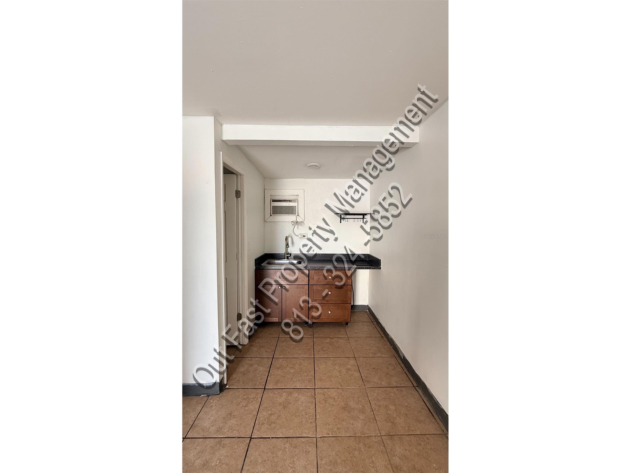 9718 N Nebraska Avenue #8 Tampa FL 33612 TB8514423 image5