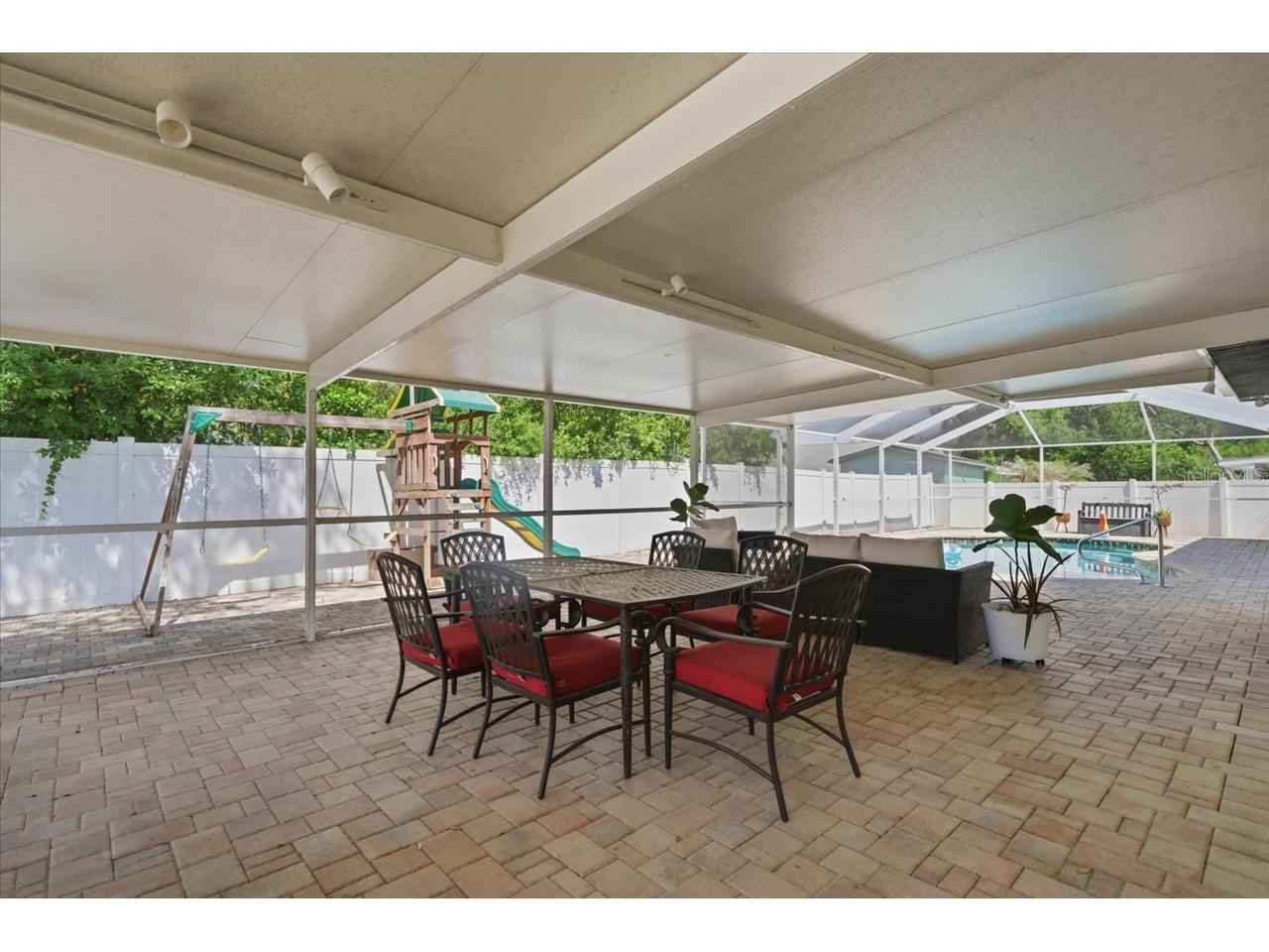 9718 N Oregon Avenue Tampa FL 33612 TB8504063 image43