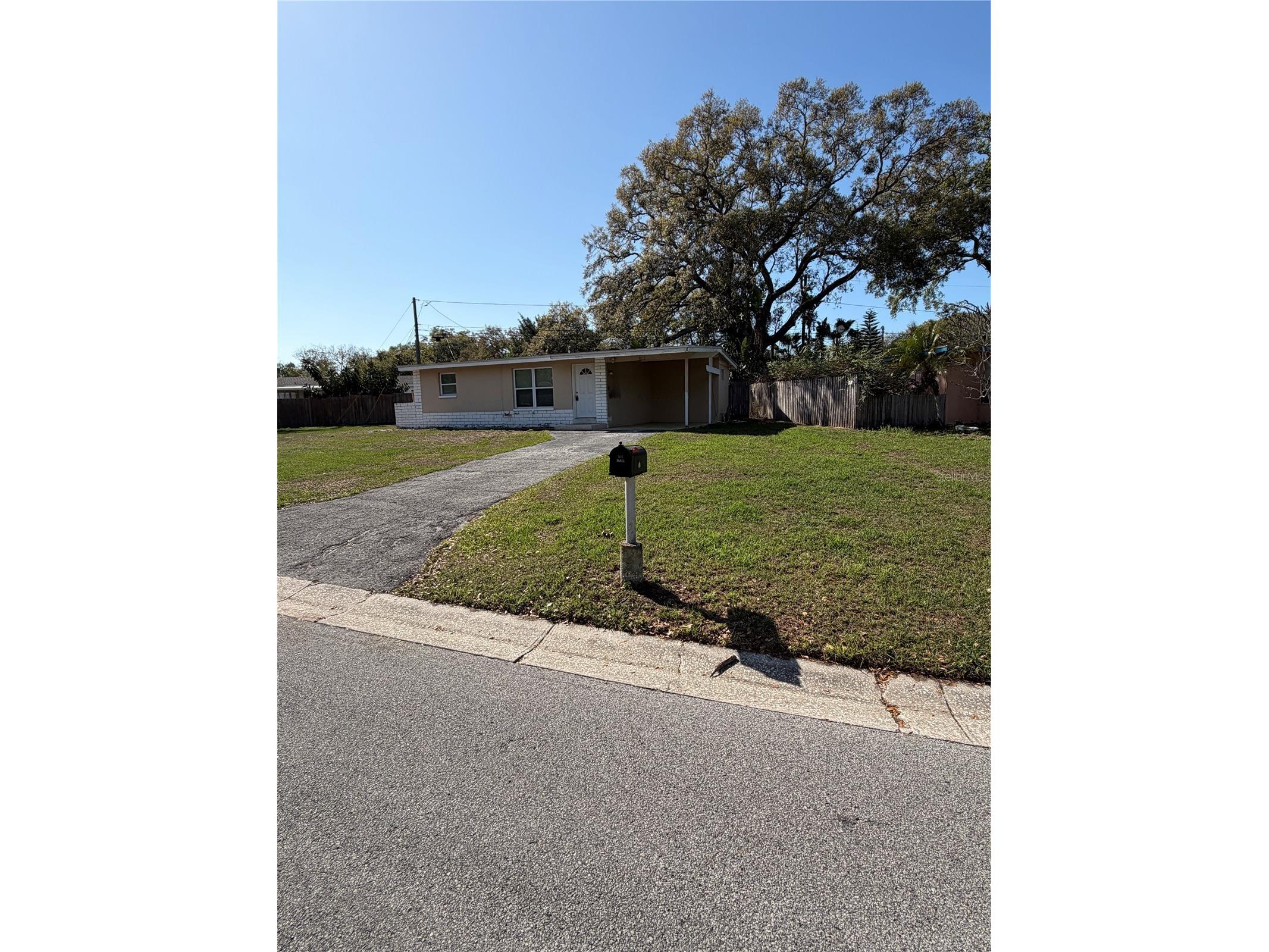 972 Cedarwood Avenue Dunedin FL 34698 TB8487041 image2