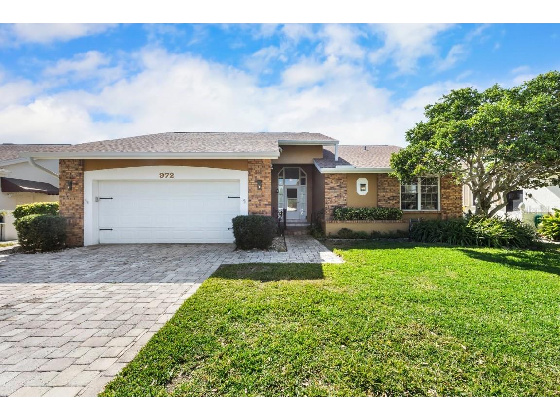 972 Gasparilla Drive NE Saint Petersburg FL 33702 - CAYA COSTA LAKE U8230719 image1