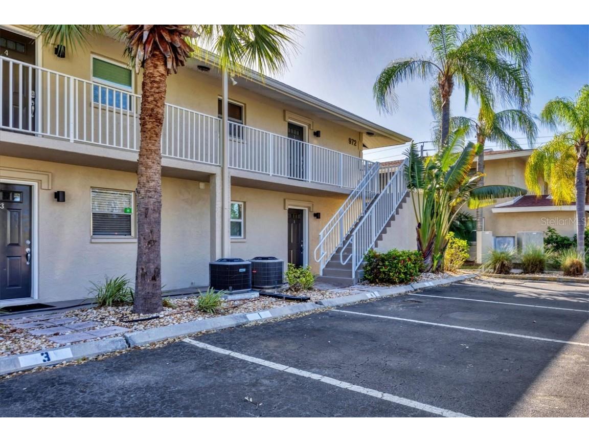 972 La Costa Circle #2 Sarasota FL 34237 A4625924 image1
