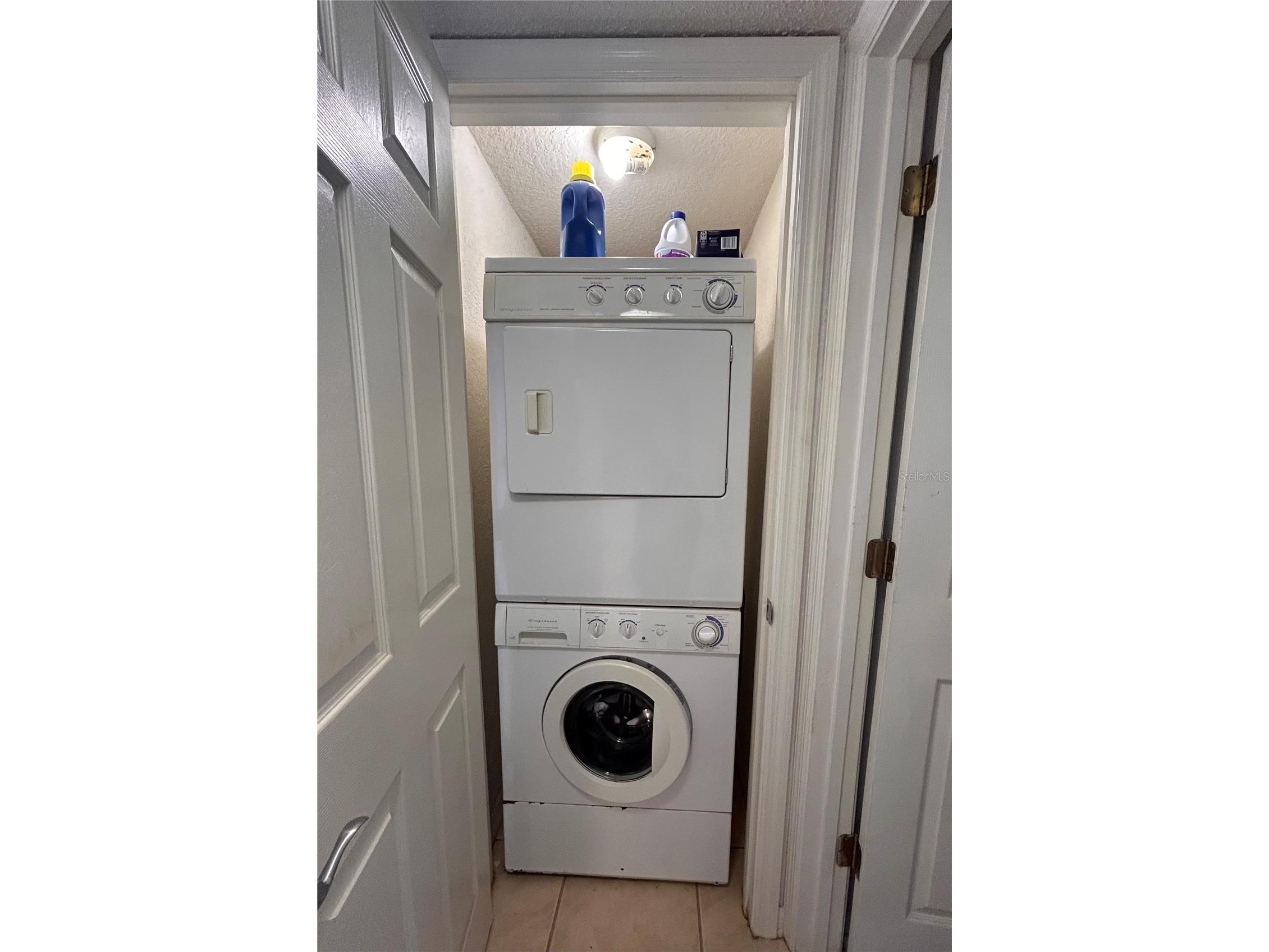 972 La Costa Circle #3 Sarasota FL 34237 A4691419 image14