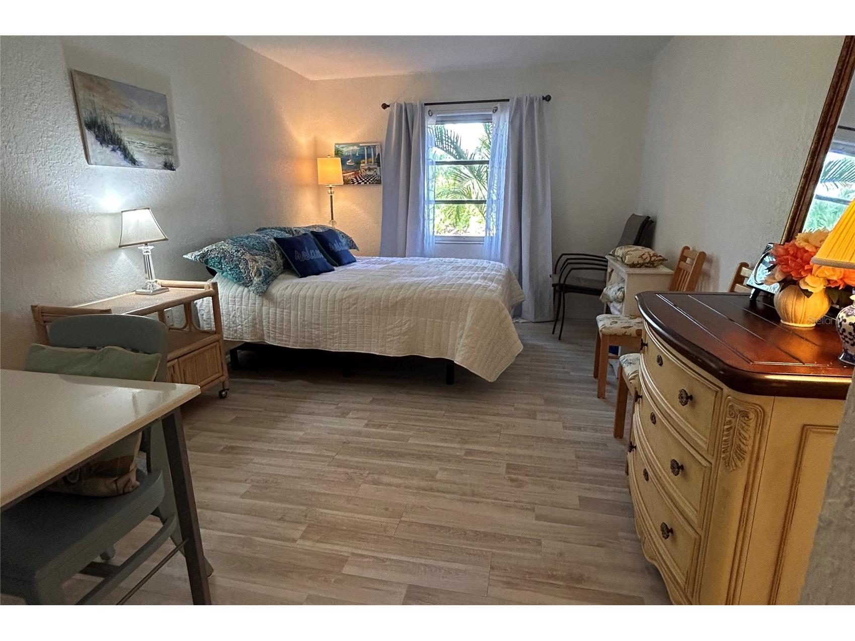 972 La Costa Circle #3 Sarasota FL 34237 A4691419 image16