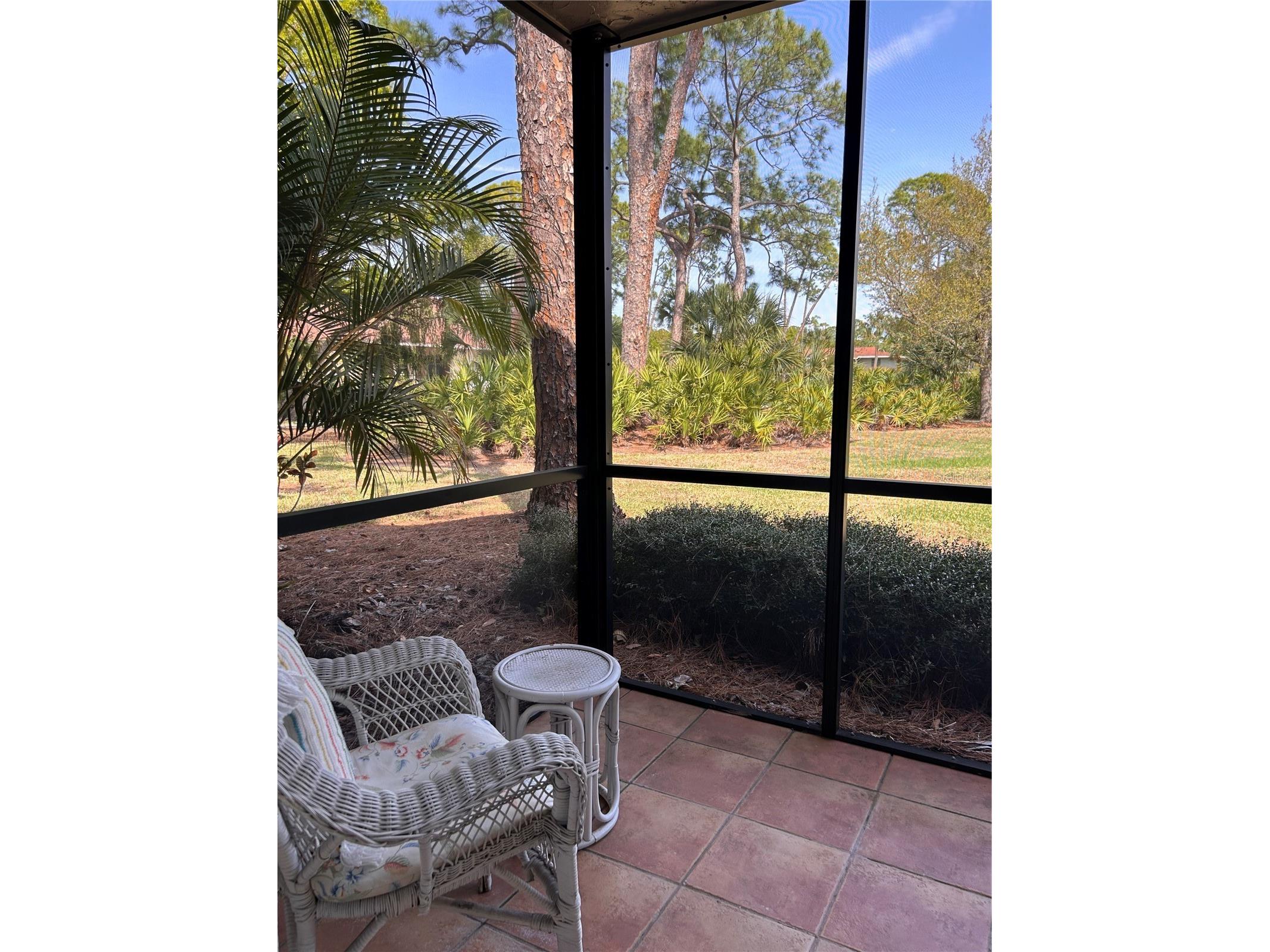972 La Costa Circle #3 Sarasota FL 34237 A4691419 image26