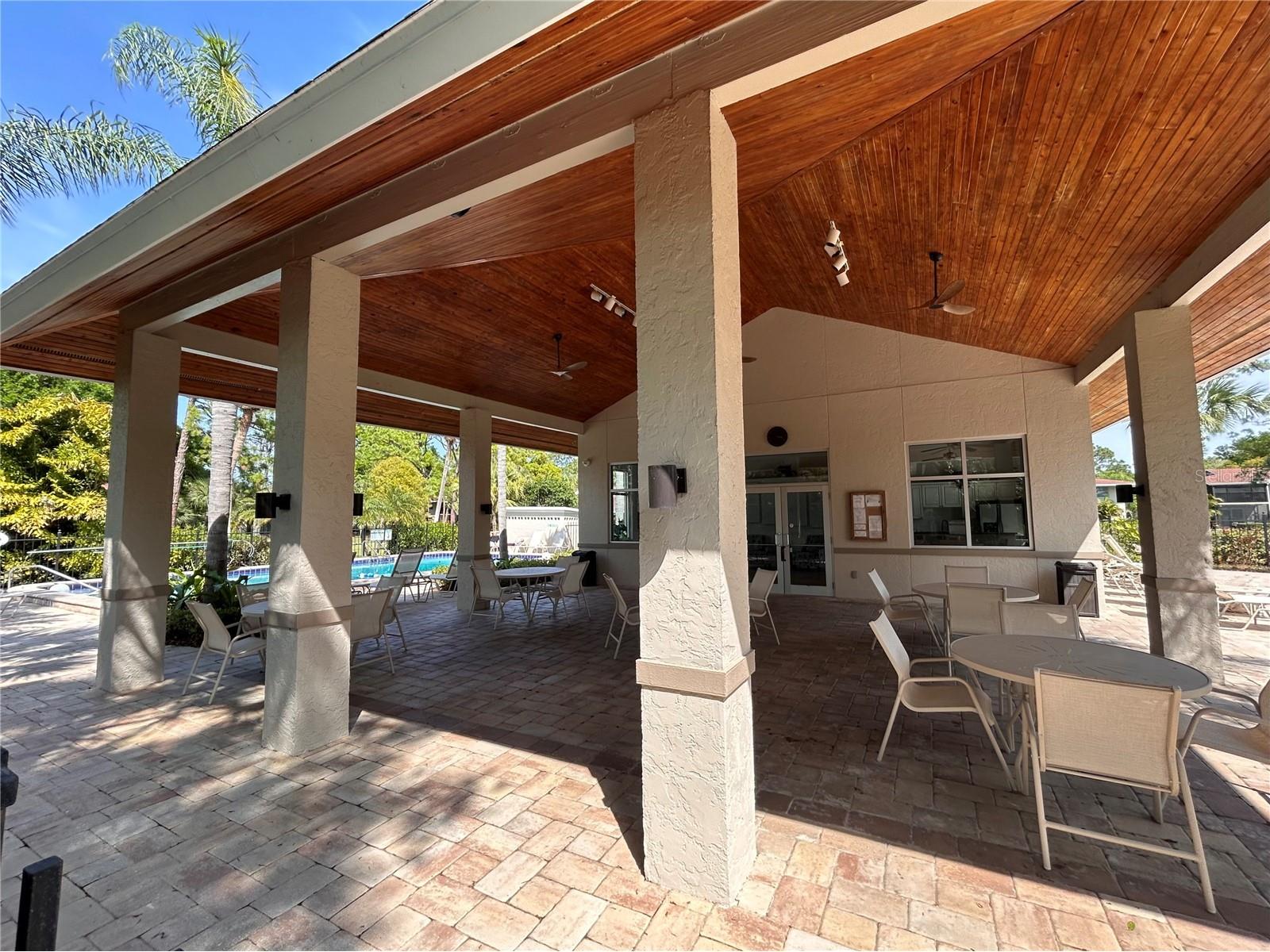 972 La Costa Circle #3 Sarasota FL 34237 A4691419 image34