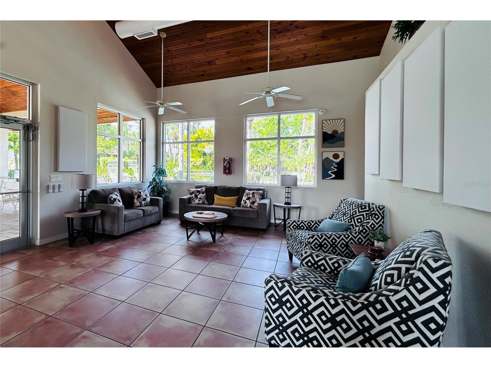 972 La Costa Circle #3 Sarasota FL 34237 A4691419 image37