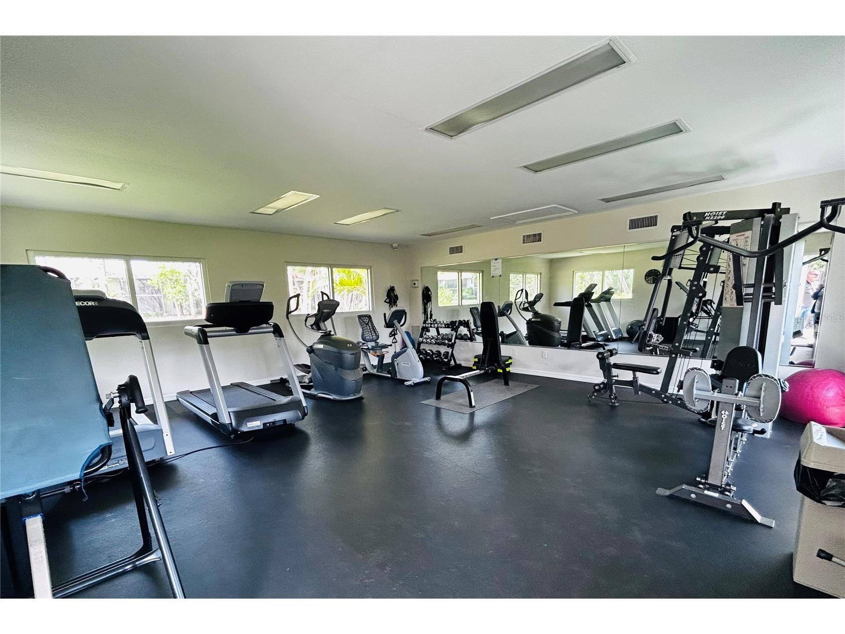 972 La Costa Circle #3 Sarasota FL 34237 A4691419 image40