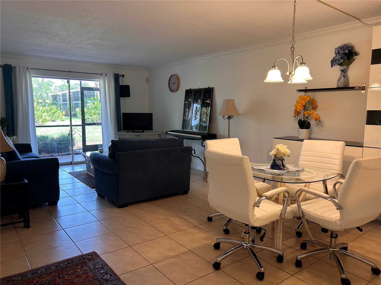 972 La Costa Circle #3 Sarasota FL 34237 A4691419 image9